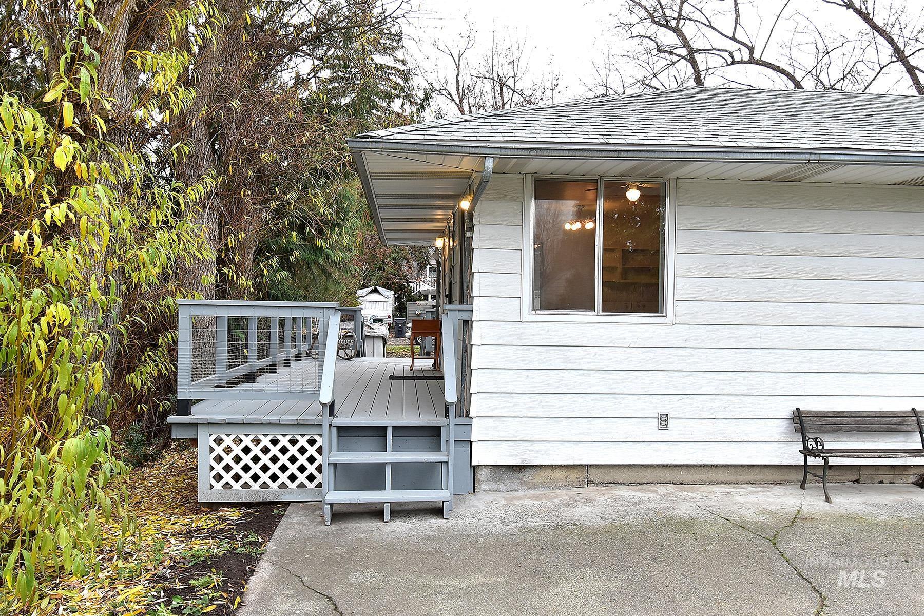 115 N Lincoln, Moscow, Idaho 83843, 3 Bedrooms, 1 Bathroom, Residential For Sale, Price $499,000,MLS 98967842