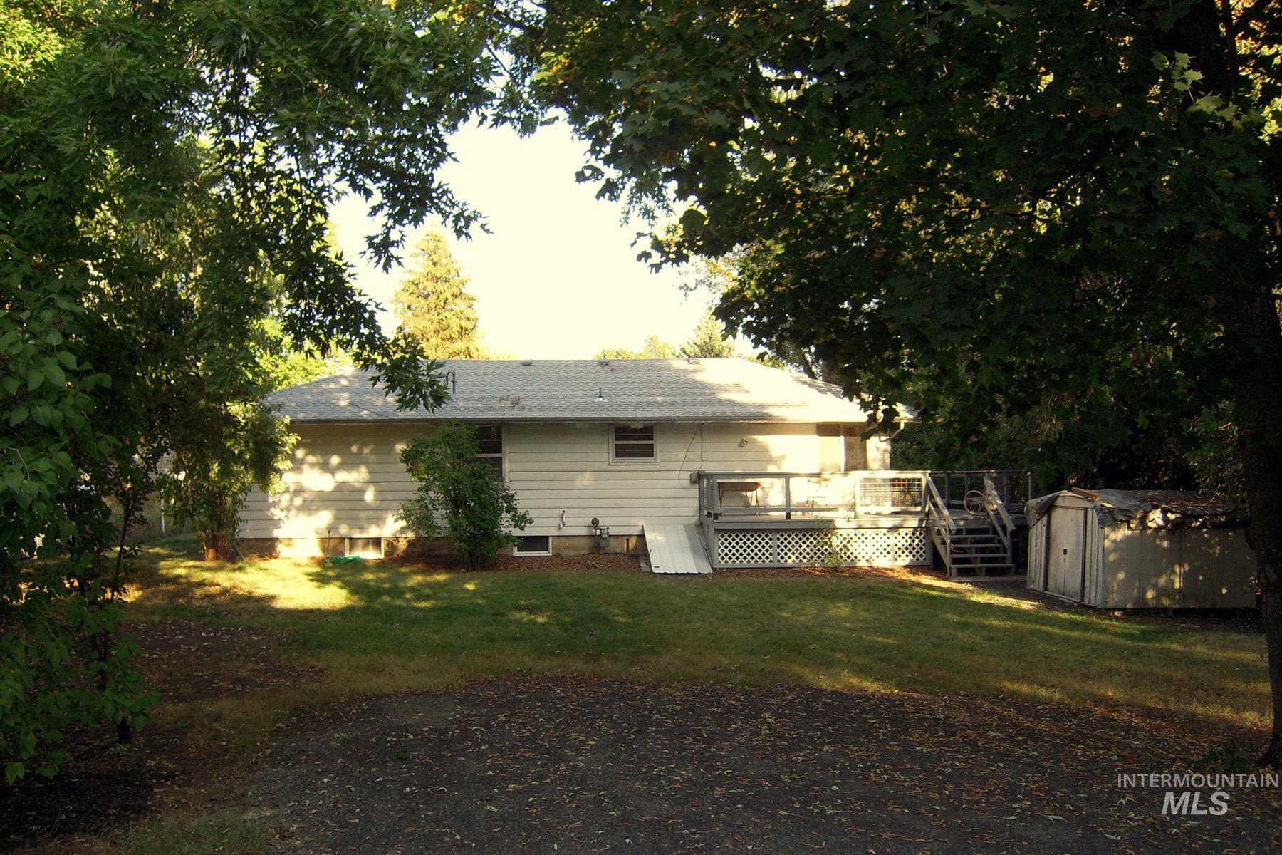 115 N Lincoln, Moscow, Idaho 83843, 3 Bedrooms, 1 Bathroom, Residential For Sale, Price $499,000,MLS 98967842