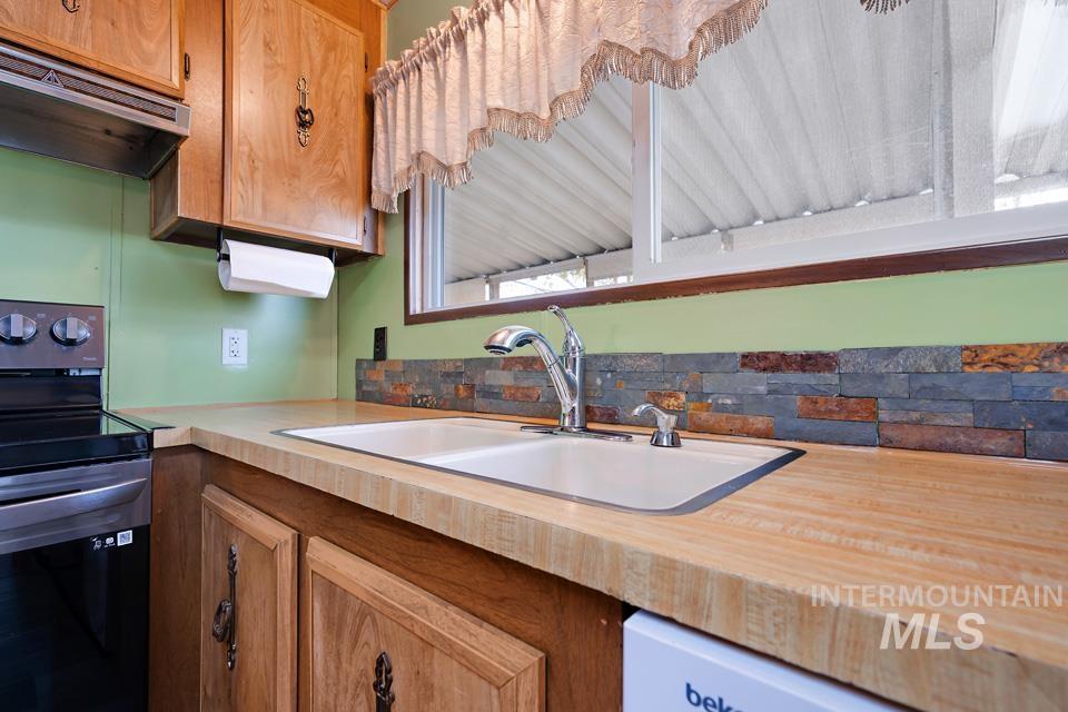 1715 Flamingo, Nampa, Idaho 83651, 2 Bedrooms, 2 Bathrooms, Residential For Sale, Price $119,990,MLS 98967843