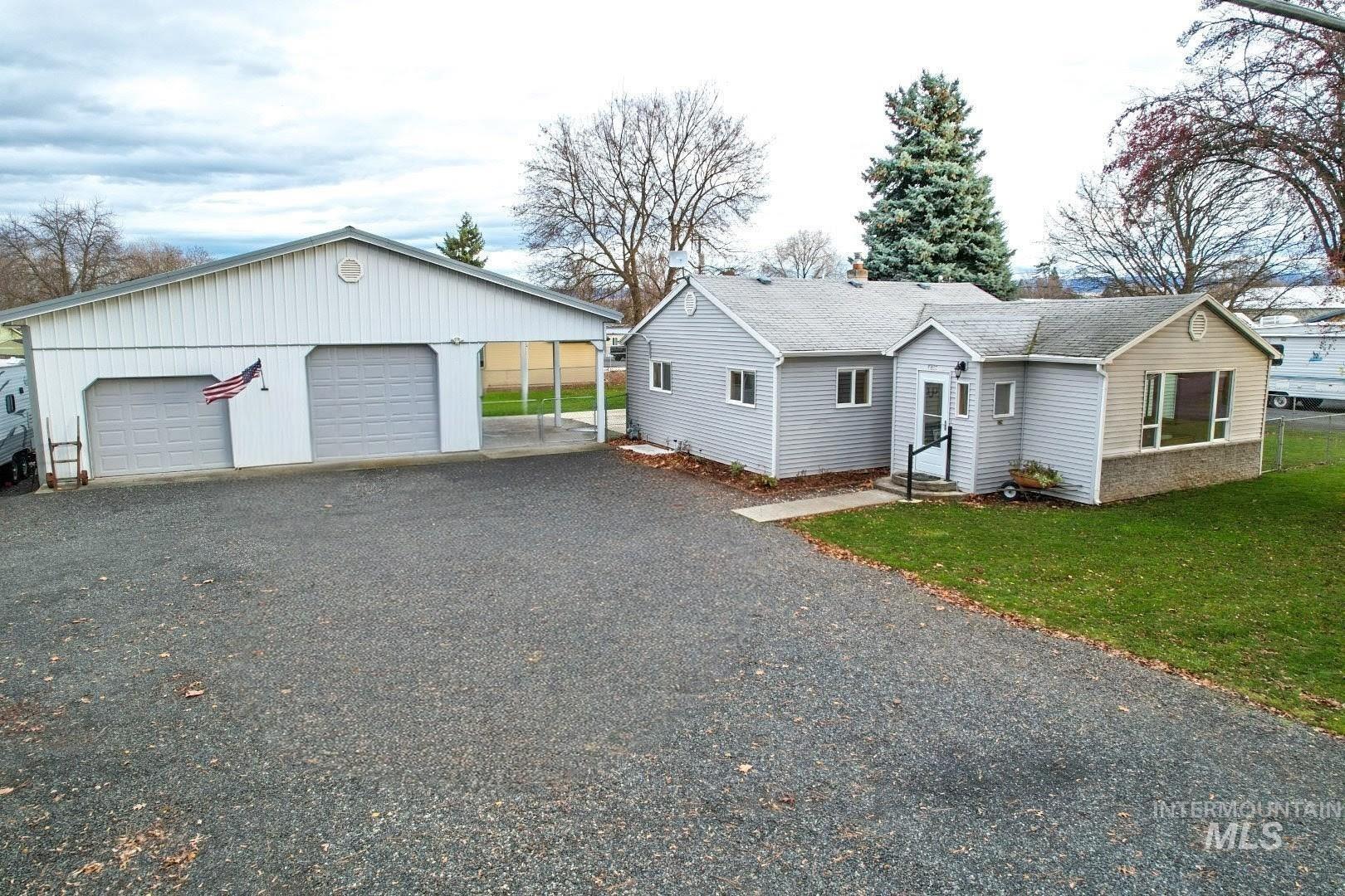 3719 16th St., Lewiston, Idaho 83501, 3 Bedrooms, 1 Bathroom, Residential For Sale, Price $395,000,MLS 98967847