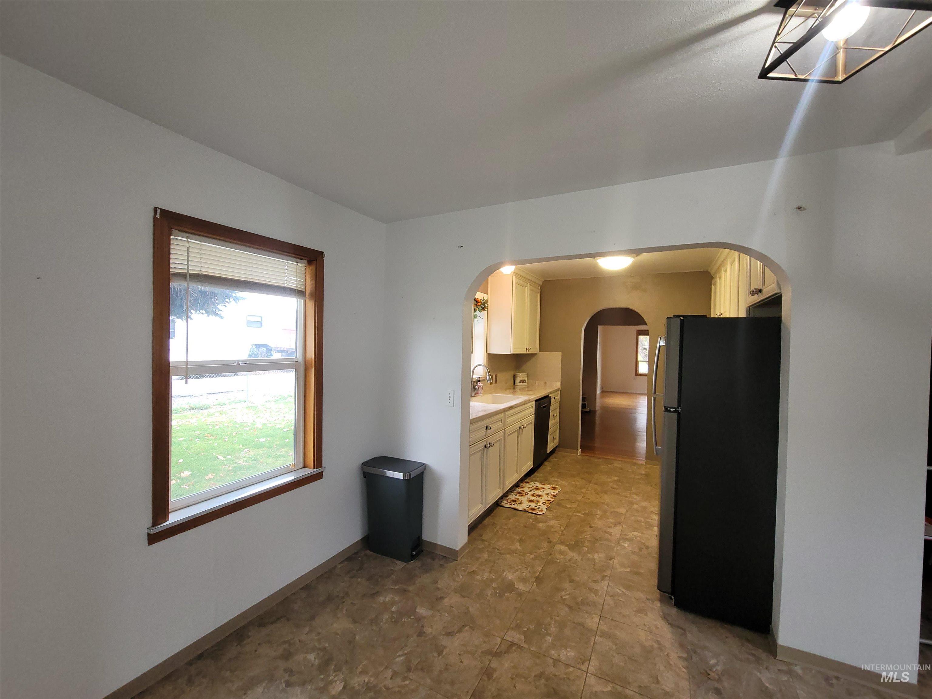 3719 16th St., Lewiston, Idaho 83501, 3 Bedrooms, 1 Bathroom, Residential For Sale, Price $395,000,MLS 98967847