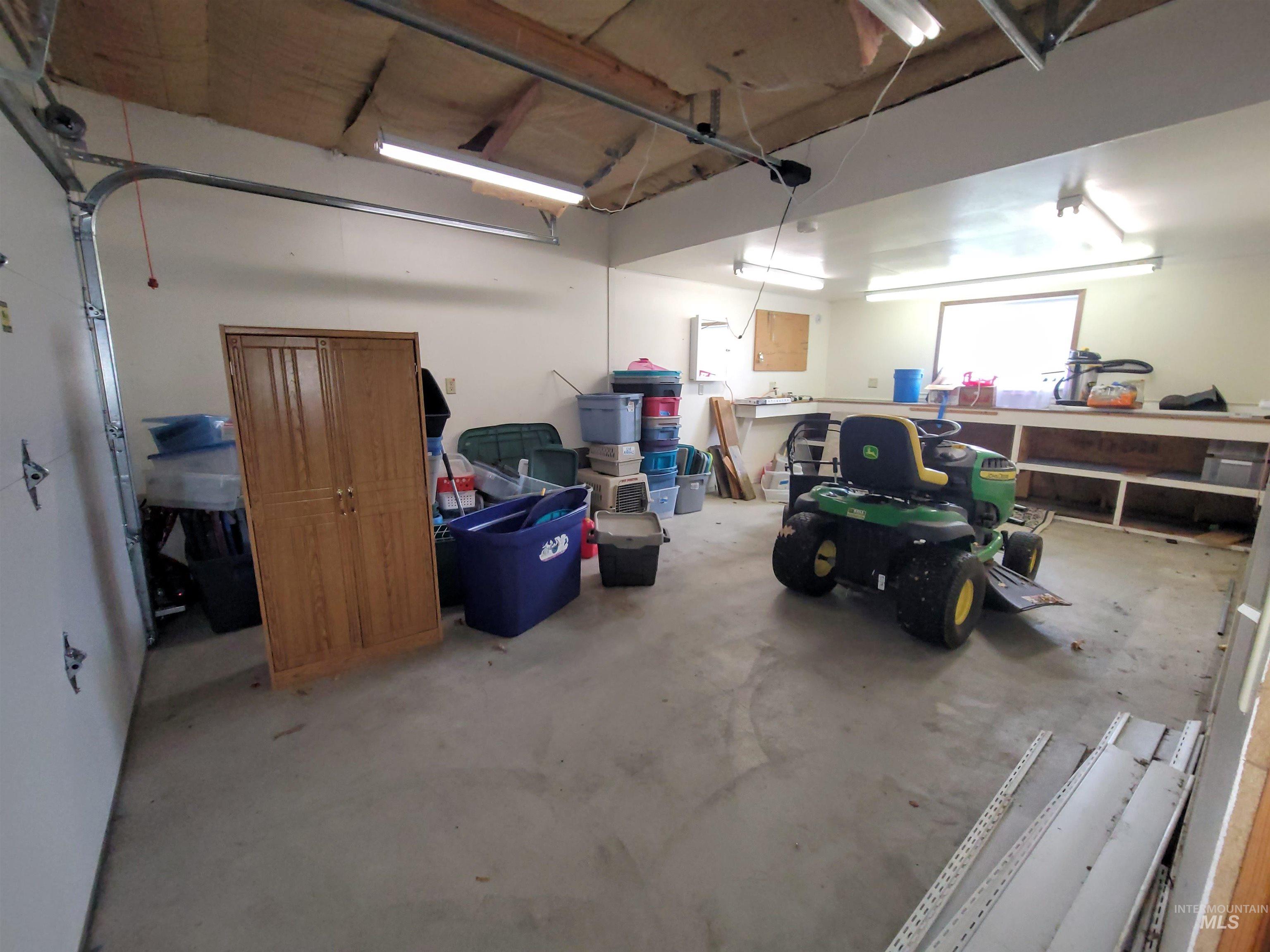 3719 16th St., Lewiston, Idaho 83501, 3 Bedrooms, 1 Bathroom, Residential For Sale, Price $395,000,MLS 98967847