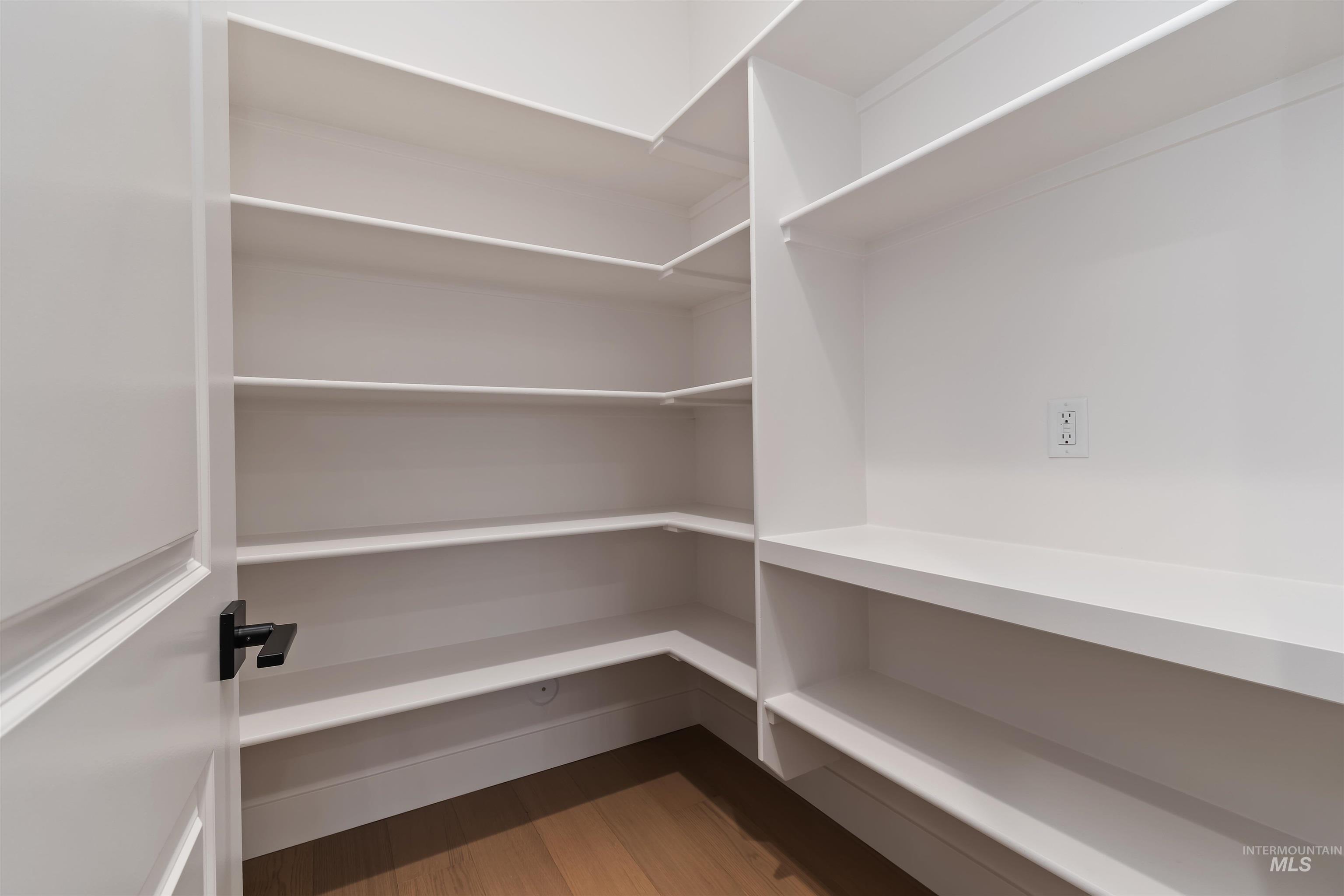 829 W Buroak Dr, Meridian, Idaho 83642, 4 Bedrooms, 3 Bathrooms, Residential For Sale, Price $826,880,MLS 98967849