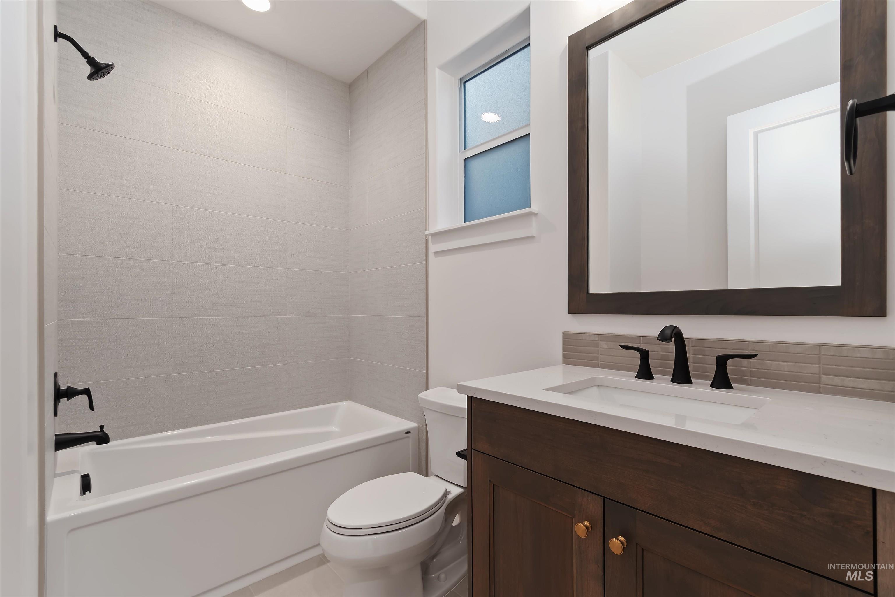 829 W Buroak Dr, Meridian, Idaho 83642, 4 Bedrooms, 3 Bathrooms, Residential For Sale, Price $826,880,MLS 98967849