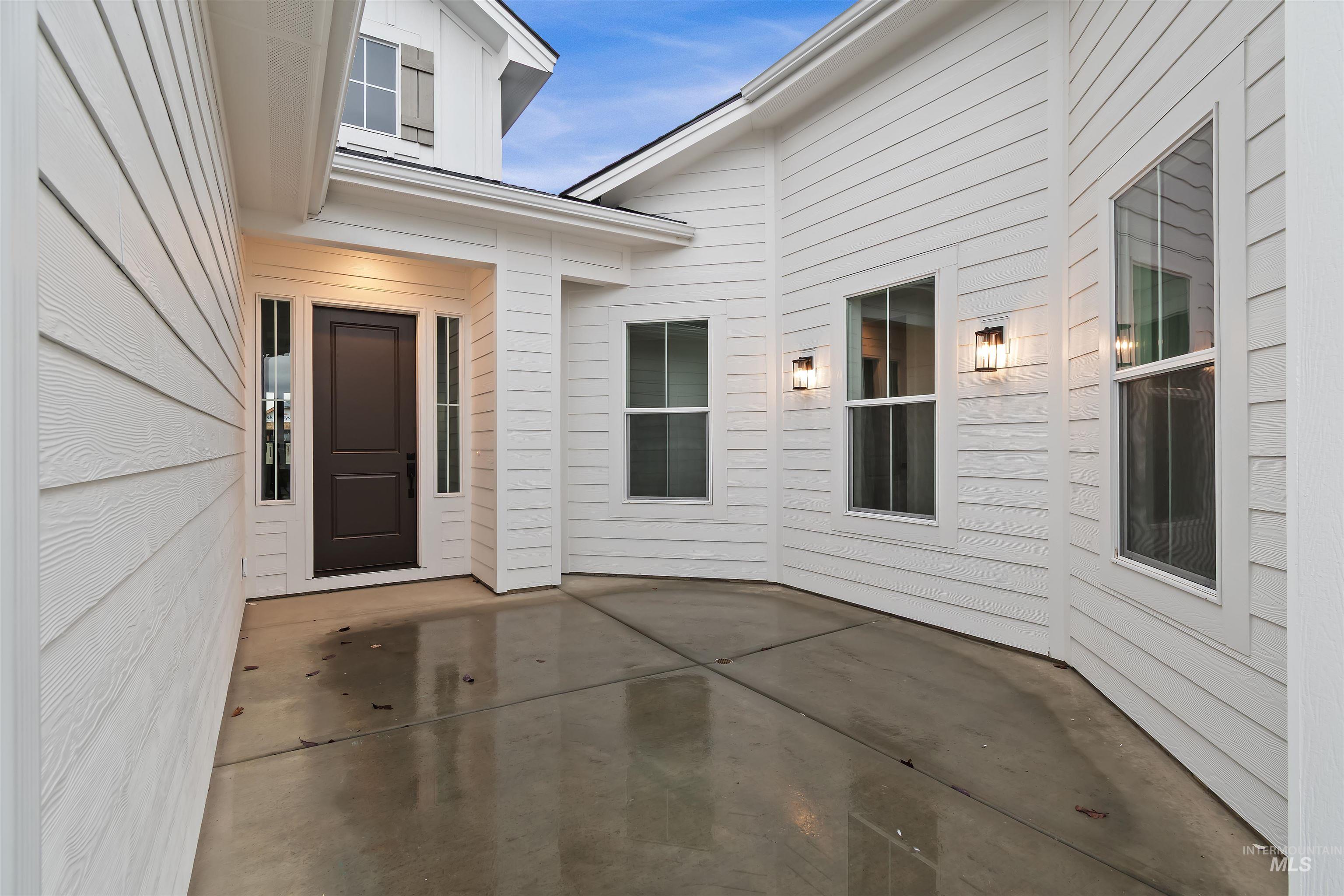 829 W Buroak Dr, Meridian, Idaho 83642, 4 Bedrooms, 3 Bathrooms, Residential For Sale, Price $826,880,MLS 98967849