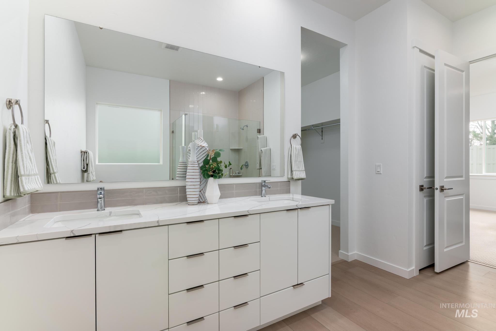 1261 W Osceola St, Middleton, Idaho 83644, 4 Bedrooms, 3 Bathrooms, Residential For Sale, Price $589,000,MLS 98967866