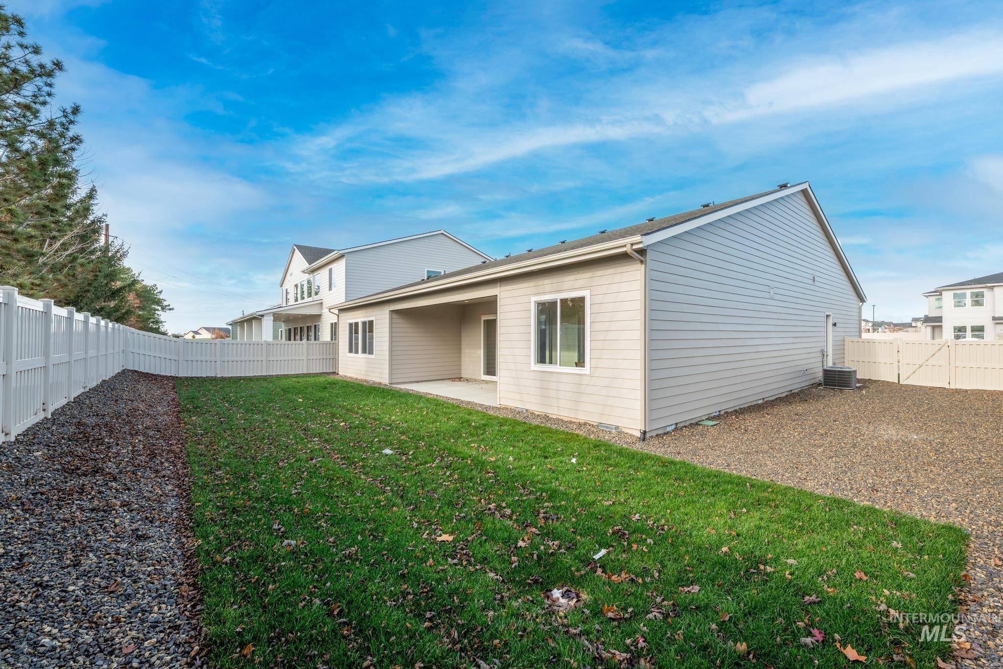 1261 W Osceola St, Middleton, Idaho 83644, 4 Bedrooms, 3 Bathrooms, Residential For Sale, Price $589,000,MLS 98967866