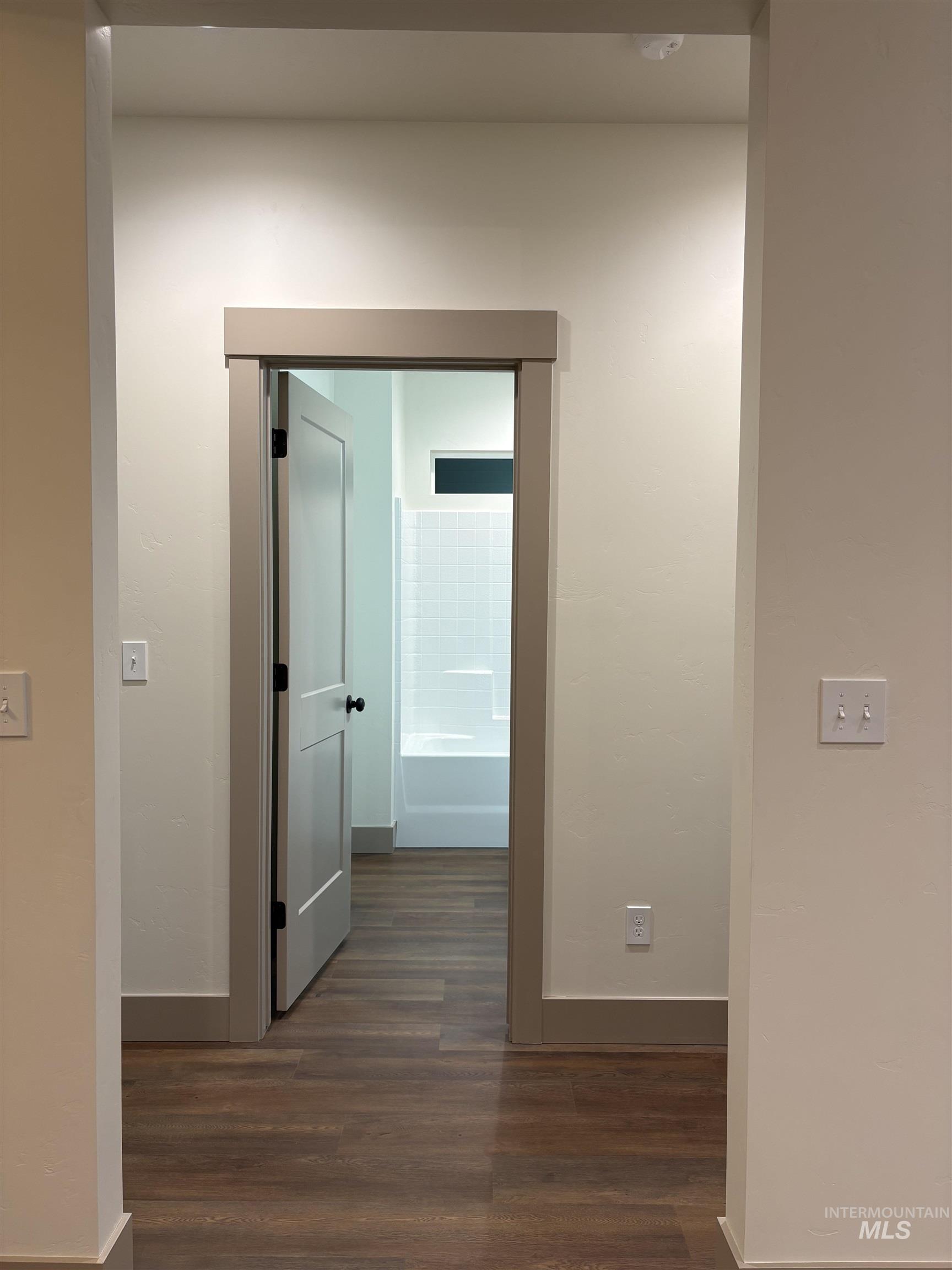 885 S Iowa Ave., Payette, Idaho 83661, 4 Bedrooms, 2 Bathrooms, Residential For Sale, Price $449,000,MLS 98967868