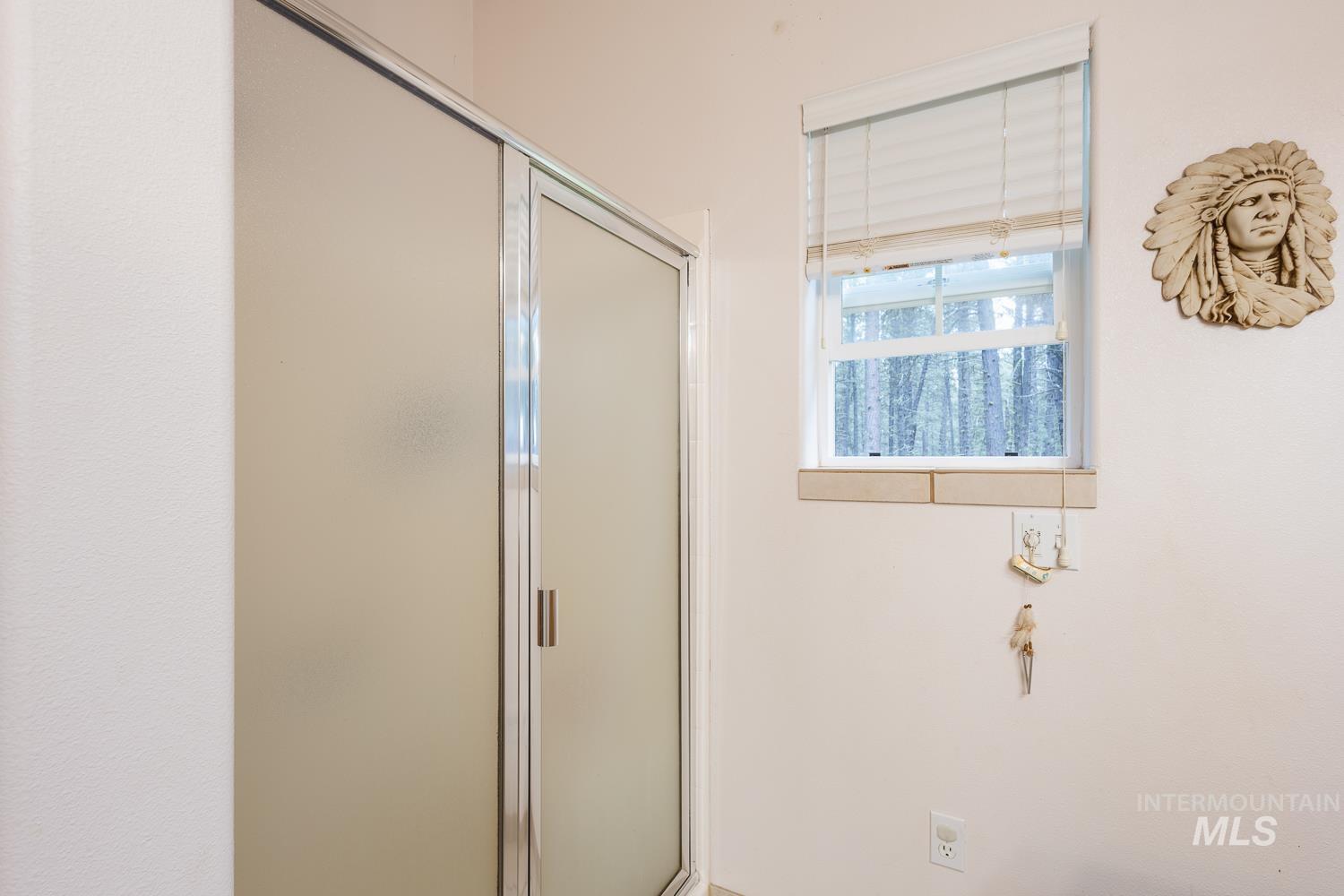 42 S Hiatt Cir, Idaho City, Idaho 83631, 3 Bedrooms, 2.5 Bathrooms, Residential For Sale, Price $419,900,MLS 98967869