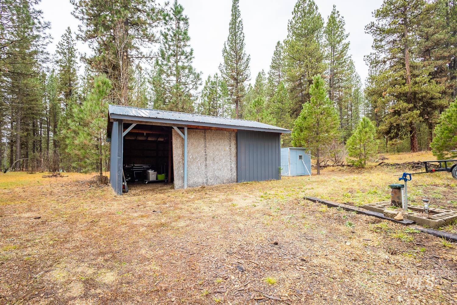 42 S Hiatt Cir, Idaho City, Idaho 83631, 3 Bedrooms, 2.5 Bathrooms, Residential For Sale, Price $419,900,MLS 98967869