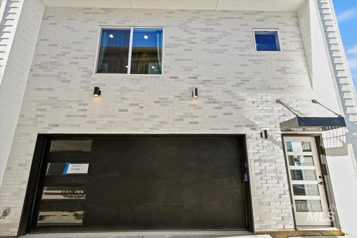 511 N Lucy Lane, Nampa, Idaho 83687, 3 Bedrooms, 2.5 Bathrooms, Residential For Sale, Price $320,000,MLS 98967874