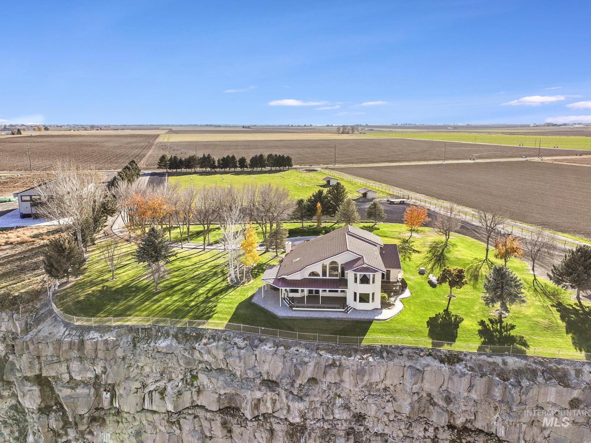 2224 E 4400 N, Filer, Idaho 83328, 4 Bedrooms, 3.5 Bathrooms, Residential For Sale, Price $1,400,000, 98967876