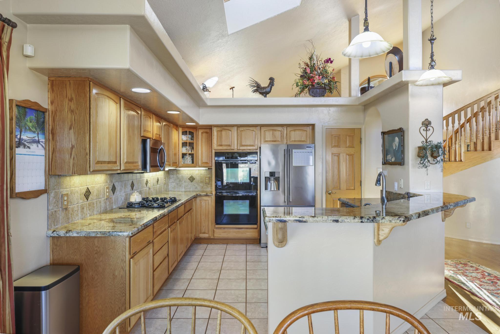 2224 E 4400 N, Filer, Idaho 83328, 4 Bedrooms, 3.5 Bathrooms, Residential For Sale, Price $1,400,000, 98967876