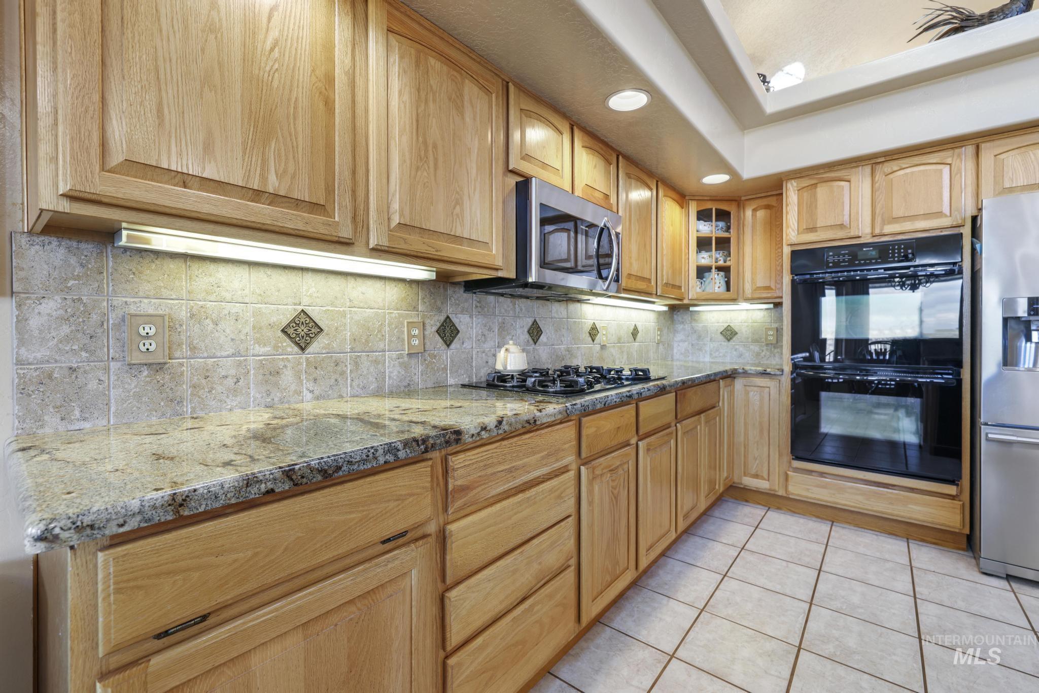 2224 E 4400 N, Filer, Idaho 83328, 4 Bedrooms, 3.5 Bathrooms, Residential For Sale, Price $1,400,000, 98967876