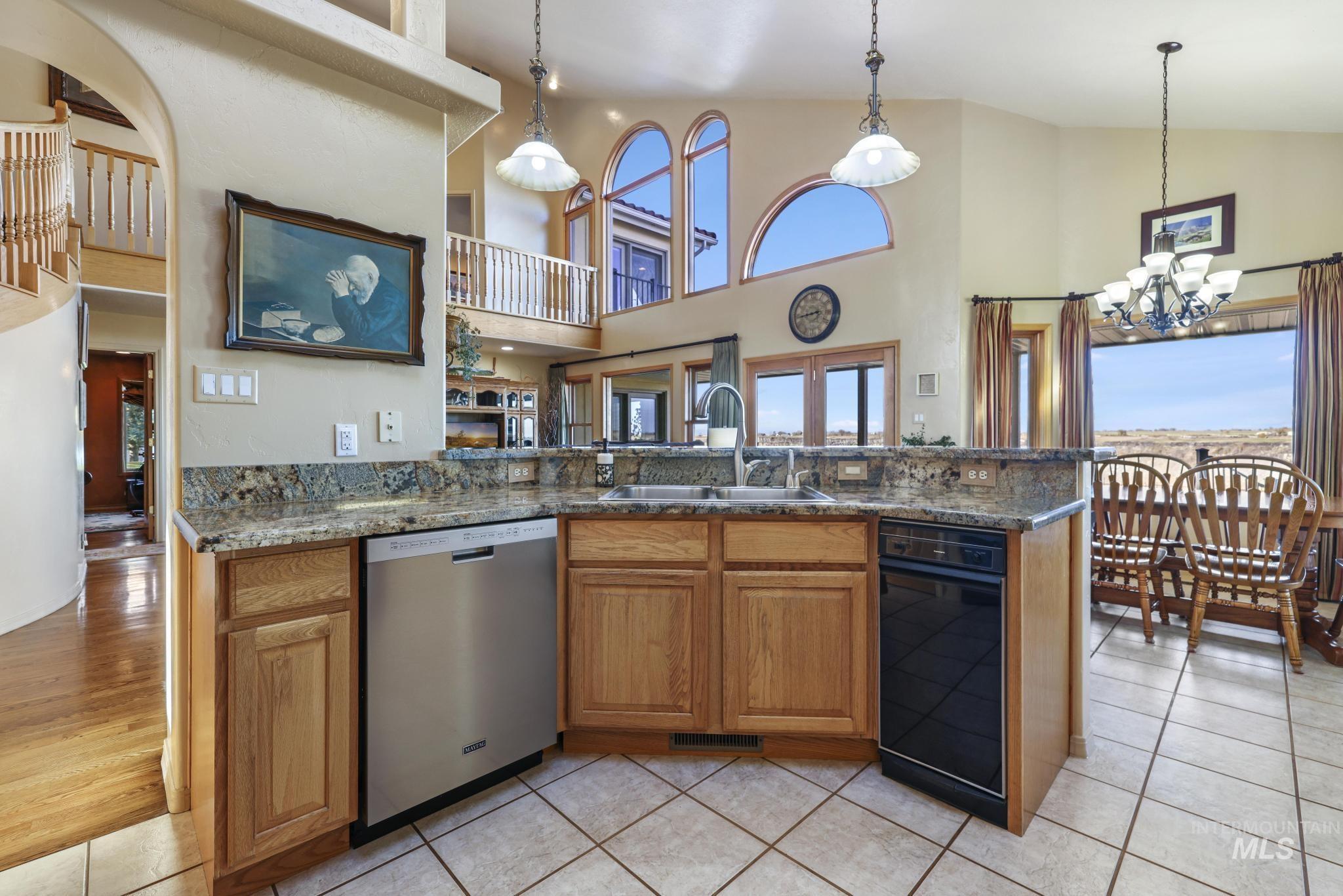 2224 E 4400 N, Filer, Idaho 83328, 4 Bedrooms, 3.5 Bathrooms, Residential For Sale, Price $1,400,000, 98967876