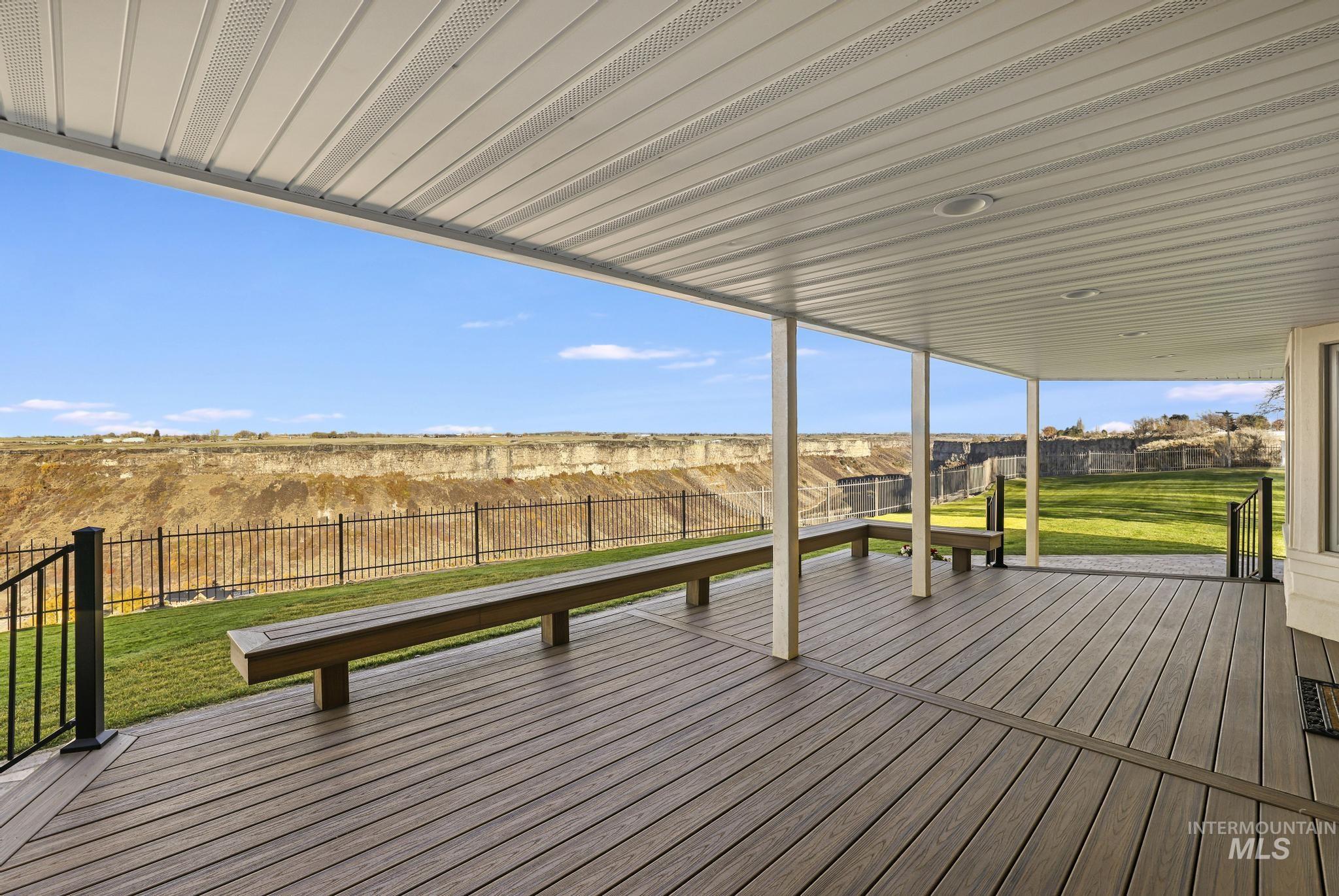 2224 E 4400 N, Filer, Idaho 83328, 4 Bedrooms, 3.5 Bathrooms, Residential For Sale, Price $1,400,000, 98967876