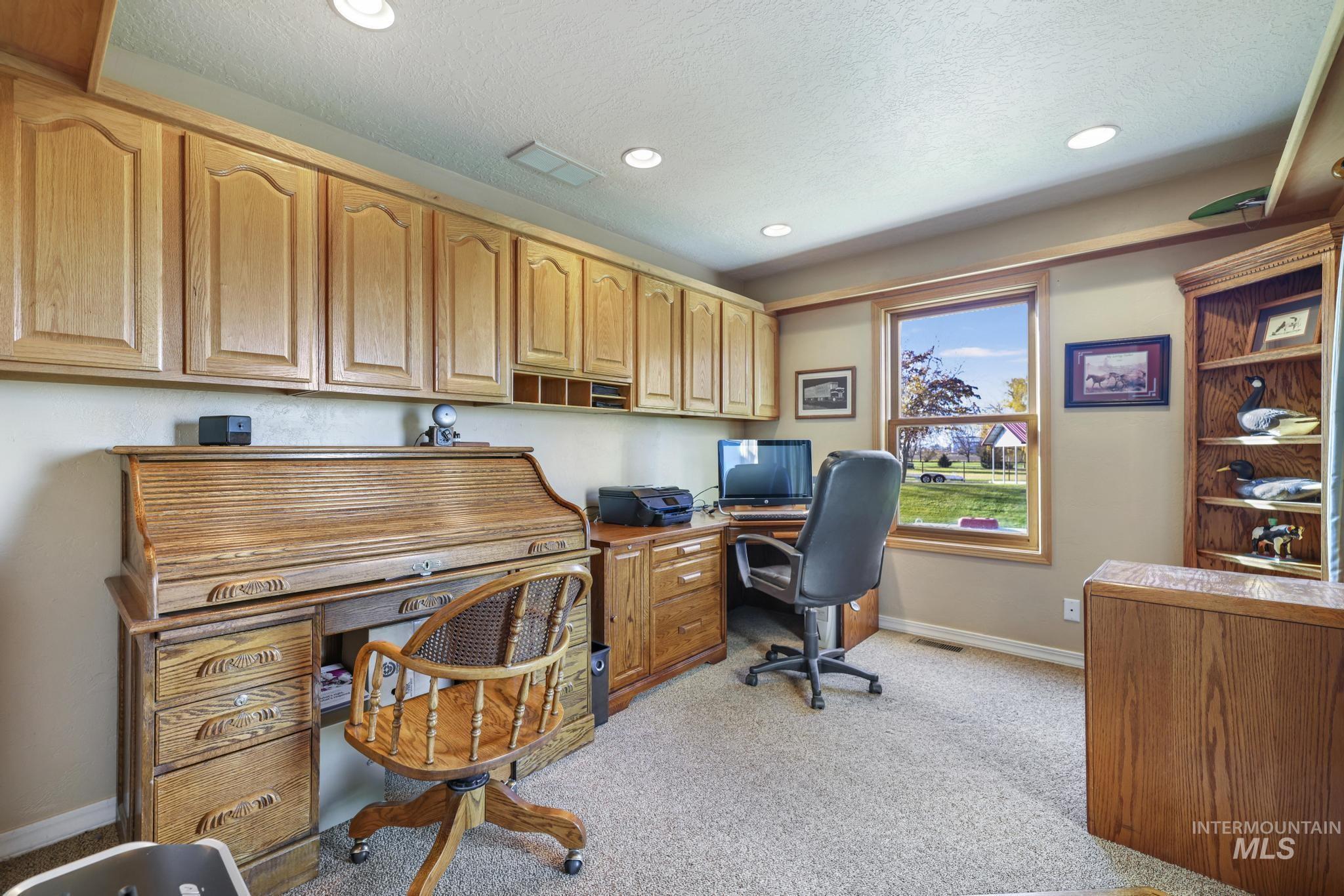 2224 E 4400 N, Filer, Idaho 83328, 4 Bedrooms, 3.5 Bathrooms, Residential For Sale, Price $1,400,000, 98967876
