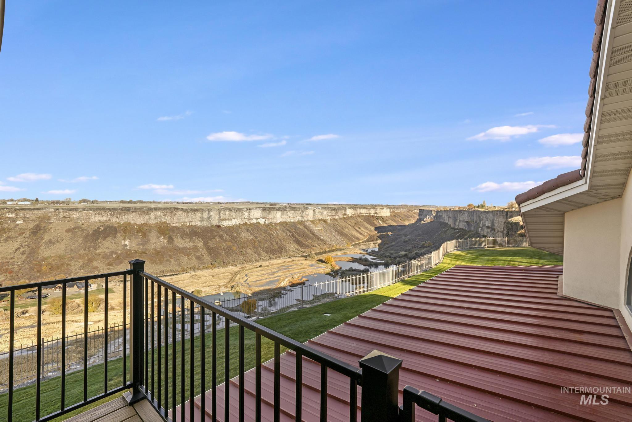 2224 E 4400 N, Filer, Idaho 83328, 4 Bedrooms, 3.5 Bathrooms, Residential For Sale, Price $1,400,000, 98967876