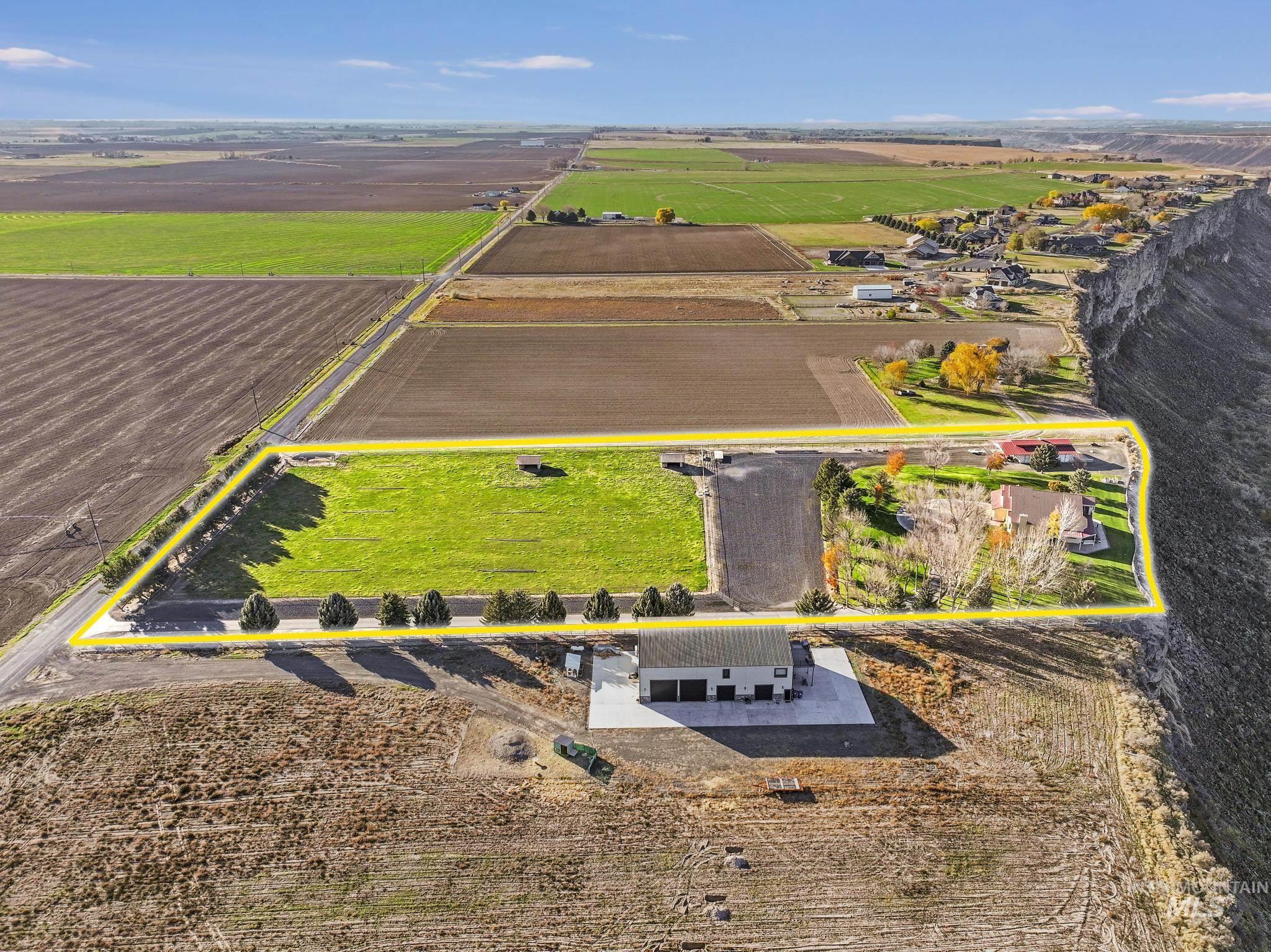 2224 E 4400 N, Filer, Idaho 83328, 4 Bedrooms, 3.5 Bathrooms, Residential For Sale, Price $1,400,000, 98967876