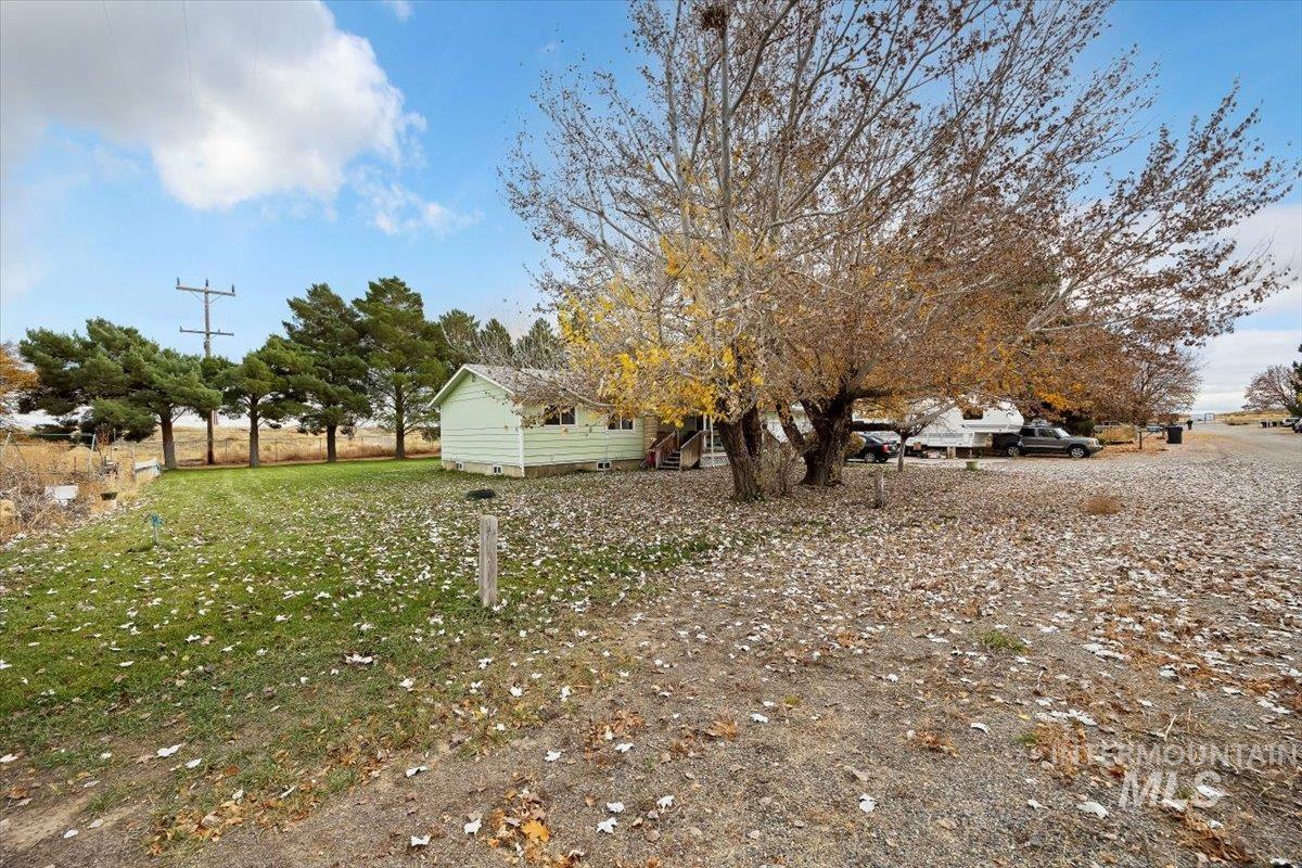 518 S Edith, Shoshone, Idaho 83352, 3 Bedrooms, 2 Bathrooms, Residential For Sale, Price $309,900,MLS 98967882