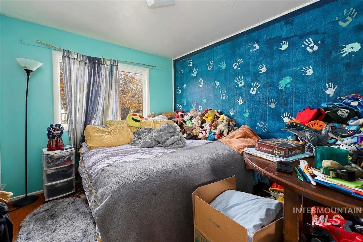 518 S Edith, Shoshone, Idaho 83352, 3 Bedrooms, 2 Bathrooms, Residential For Sale, Price $309,900,MLS 98967882