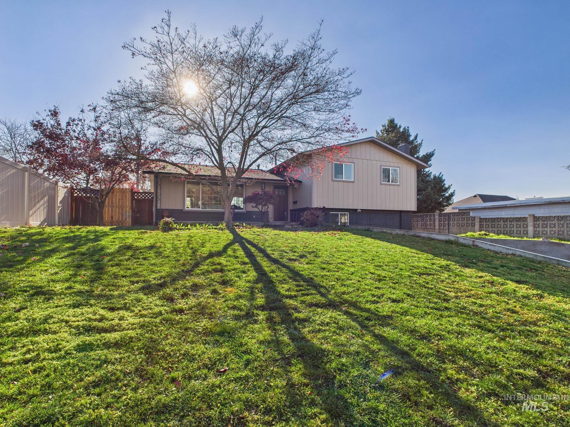 312 3rd Ave., Lewiston, Idaho 83501, 4 Bedrooms, 2 Bathrooms, Residential For Sale, Price $505,000,MLS 98967891