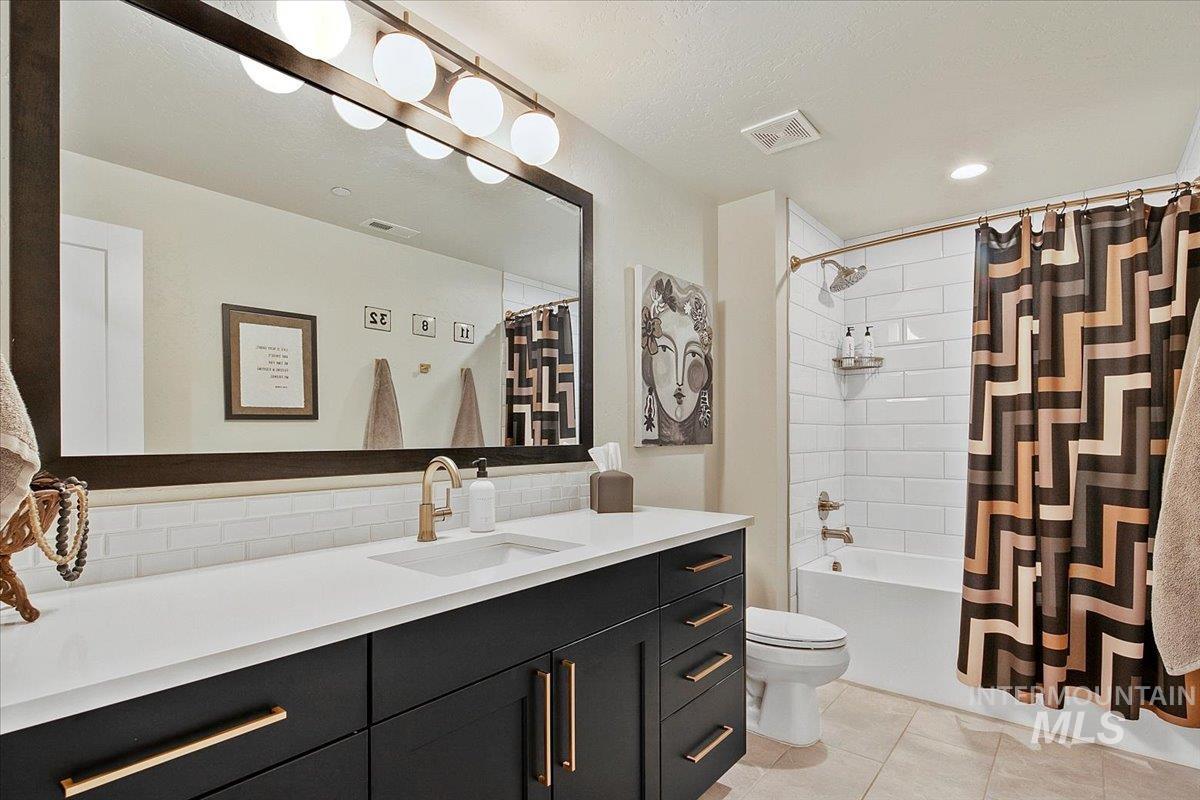 1544 S Trent Point Way, Boise, Idaho 83712, 3 Bedrooms, 2.5 Bathrooms, Residential For Sale, Price $1,399,000,MLS 98967894