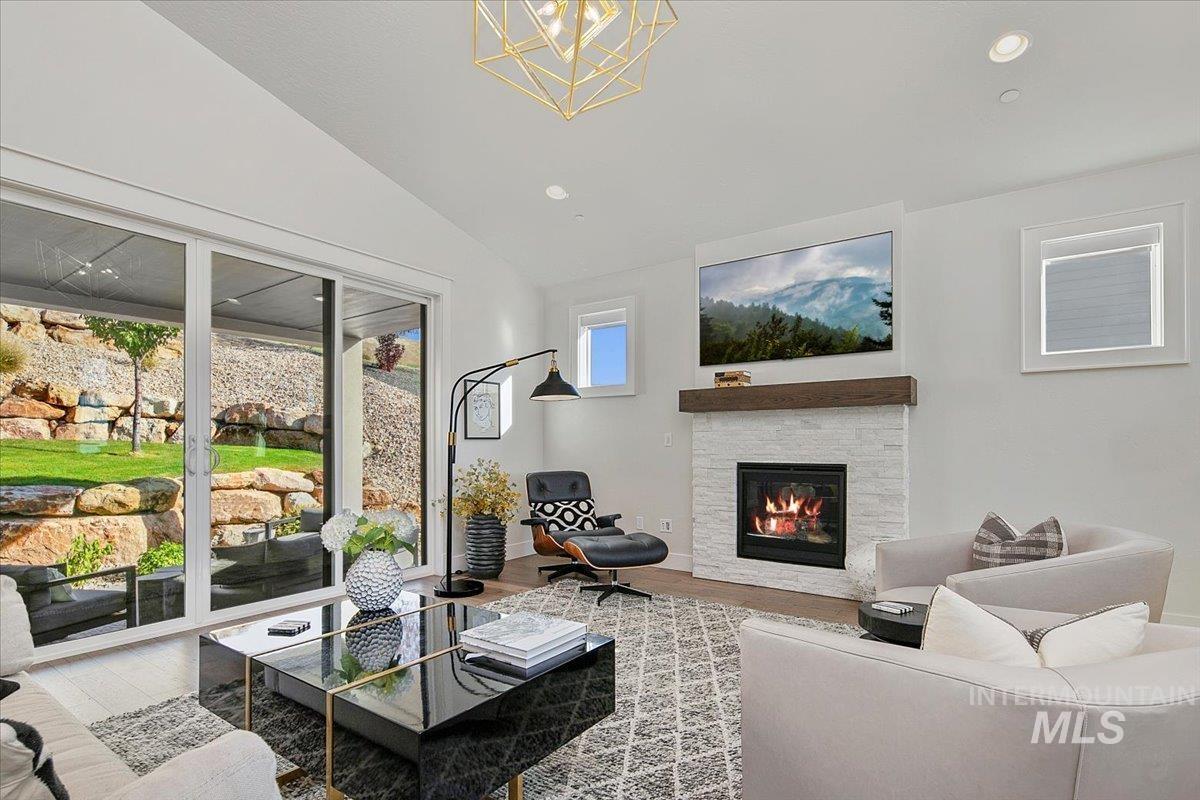 1544 S Trent Point Way, Boise, Idaho 83712, 3 Bedrooms, 2.5 Bathrooms, Residential For Sale, Price $1,399,000,MLS 98967894