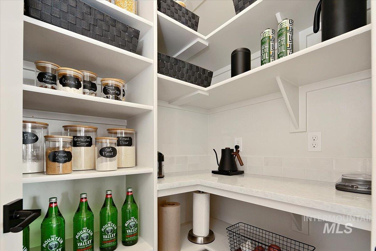 1544 S Trent Point Way, Boise, Idaho 83712, 3 Bedrooms, 2.5 Bathrooms, Residential For Sale, Price $1,399,000,MLS 98967894