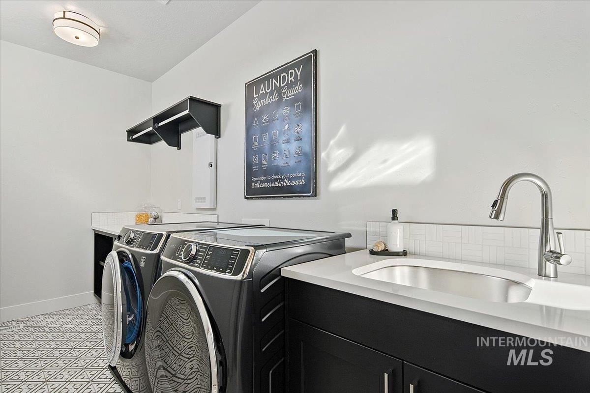 1544 S Trent Point Way, Boise, Idaho 83712, 3 Bedrooms, 2.5 Bathrooms, Residential For Sale, Price $1,399,000,MLS 98967894