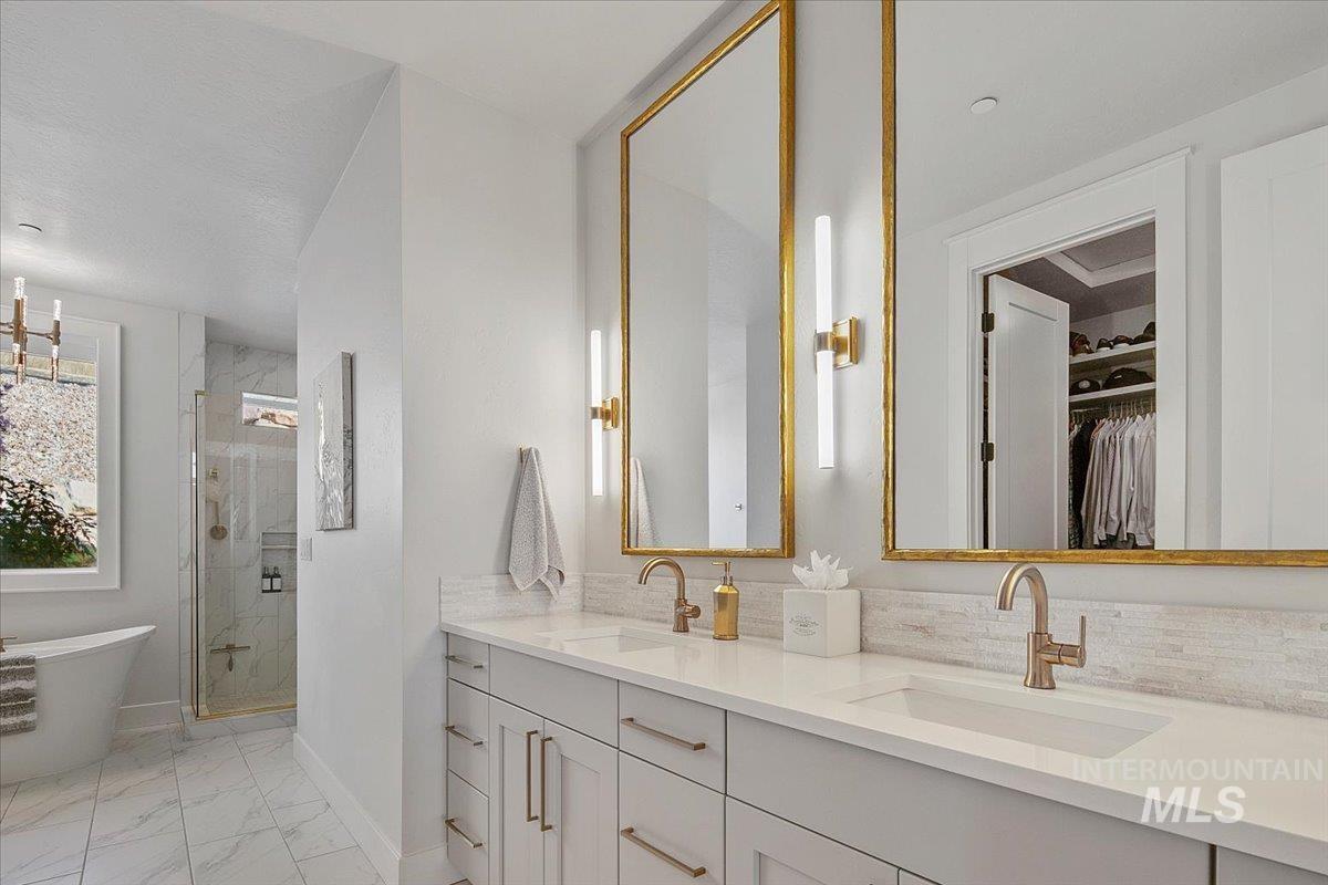 1544 S Trent Point Way, Boise, Idaho 83712, 3 Bedrooms, 2.5 Bathrooms, Residential For Sale, Price $1,399,000,MLS 98967894