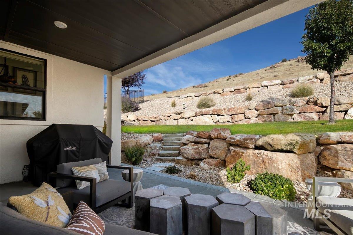 1544 S Trent Point Way, Boise, Idaho 83712, 3 Bedrooms, 2.5 Bathrooms, Residential For Sale, Price $1,399,000,MLS 98967894