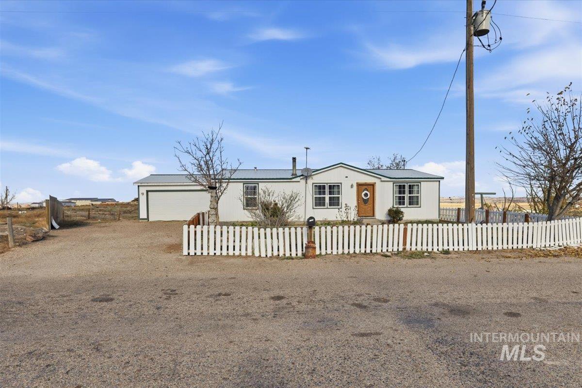 4320 Pershall Rd, Marsing, Idaho 83639, 3 Bedrooms, 2 Bathrooms, Residential For Sale, Price $599,900,MLS 98967895