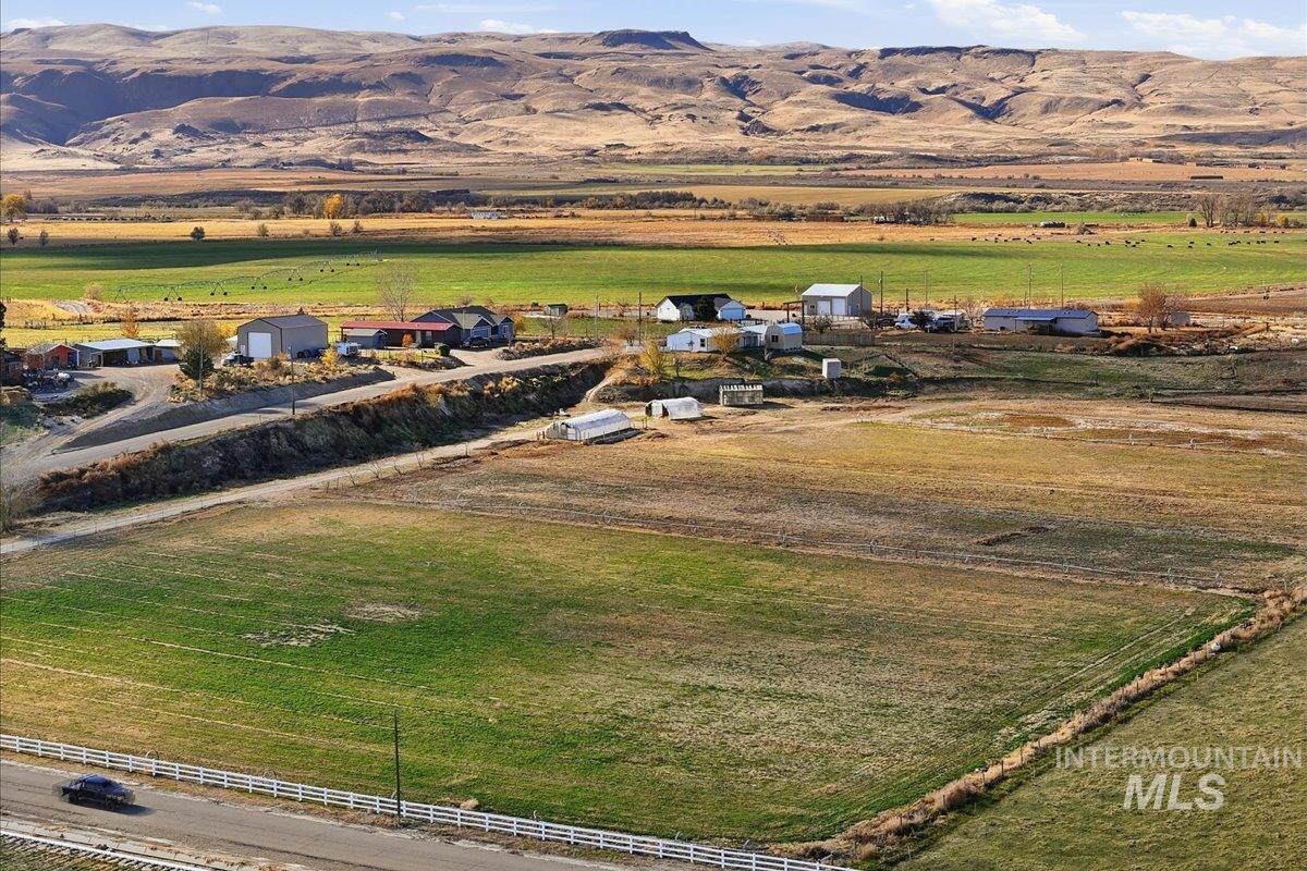 4320 Pershall Rd, Marsing, Idaho 83639, 3 Bedrooms, 2 Bathrooms, Residential For Sale, Price $599,900,MLS 98967895