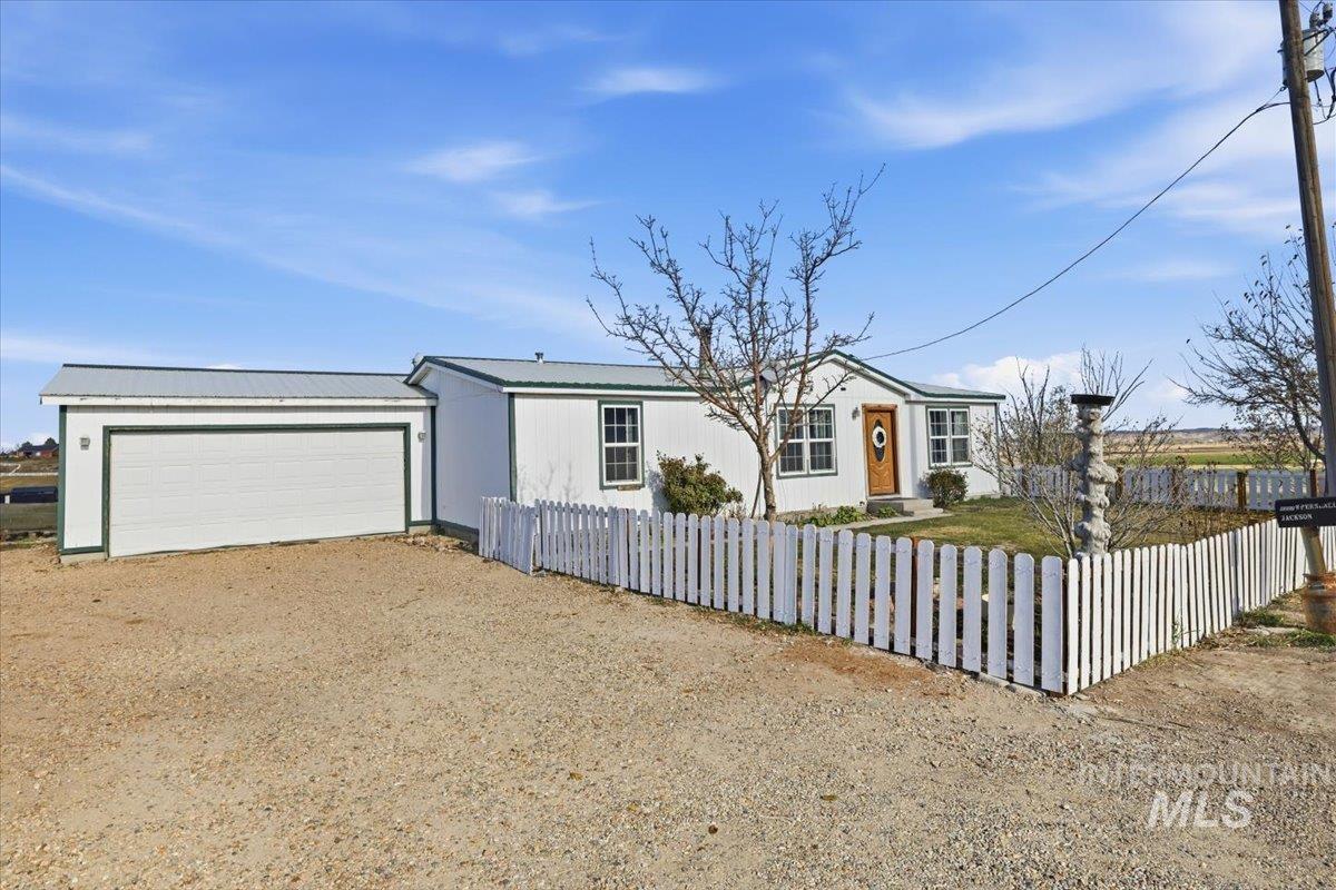 4320 Pershall Rd, Marsing, Idaho 83639, 3 Bedrooms, 2 Bathrooms, Farm & Ranch For Sale, Price $599,900,MLS 98967896