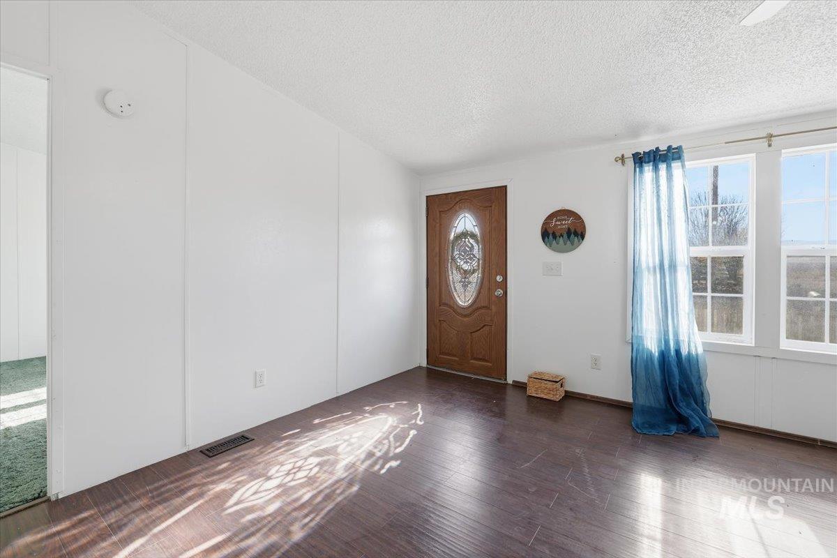 4320 Pershall Rd, Marsing, Idaho 83639, 3 Bedrooms, 2 Bathrooms, Farm & Ranch For Sale, Price $649,900,MLS 98967896