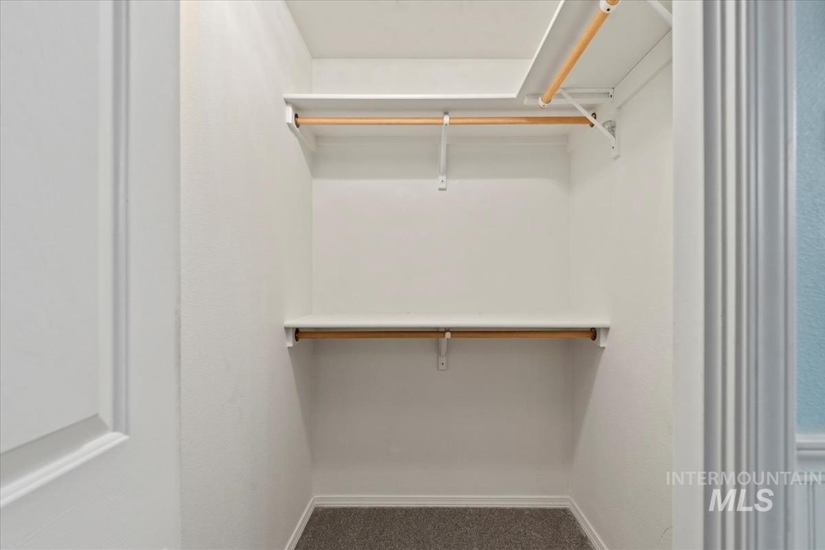 922 N Wakefield, Nampa, Idaho 83651, 3 Bedrooms, 2 Bathrooms, Residential For Sale, Price $335,000,MLS 98967904