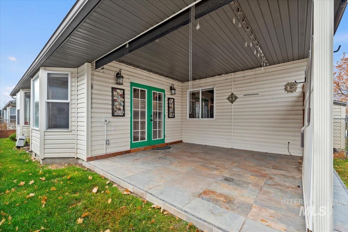 922 N Wakefield, Nampa, Idaho 83651, 3 Bedrooms, 2 Bathrooms, Residential For Sale, Price $335,000,MLS 98967904