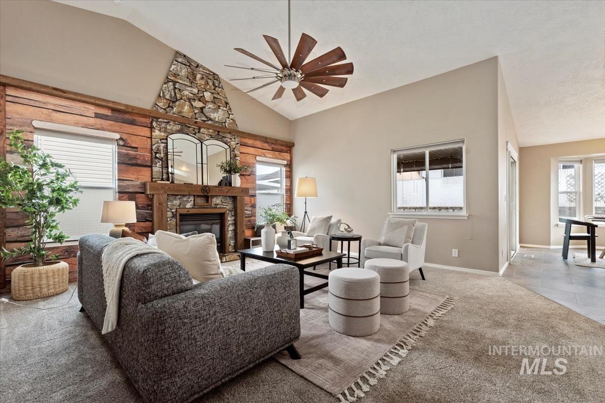 922 N Wakefield, Nampa, Idaho 83651, 3 Bedrooms, 2 Bathrooms, Residential For Sale, Price $335,000,MLS 98967904