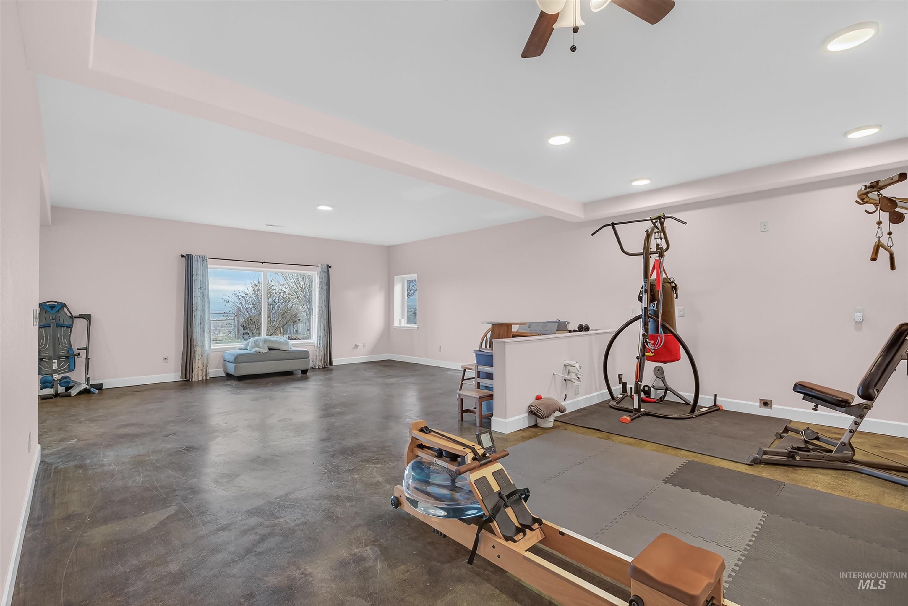 1241 Amity Lane, Clarkston, Washington 99403, 3 Bedrooms, 3 Bathrooms, Residential For Sale, Price $789,900,MLS 98967912