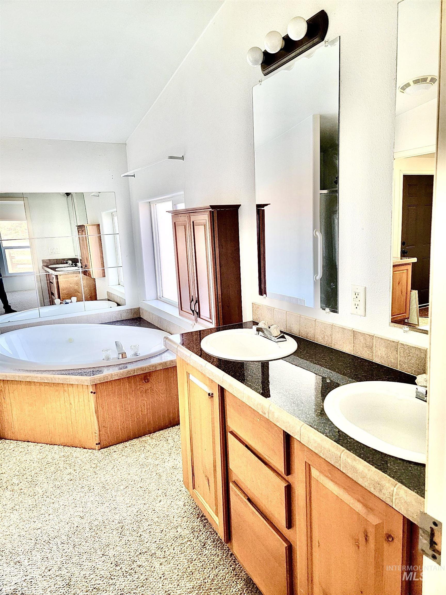 1510 Idaho, Jordan Valley, Idaho 97910, 3 Bedrooms, 2 Bathrooms, Residential For Sale, Price $265,000,MLS 98967919