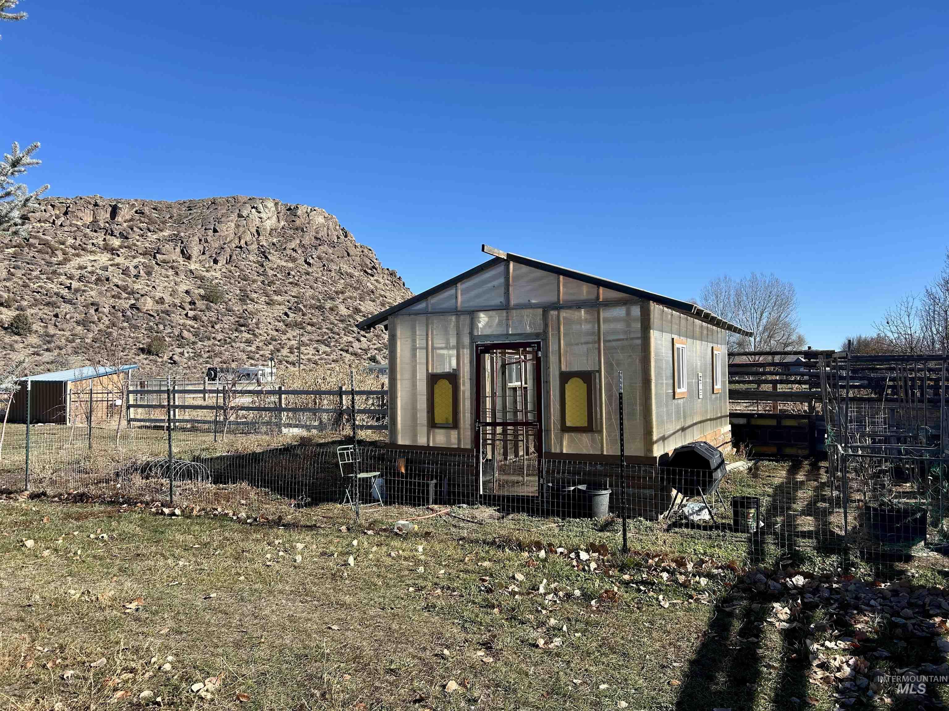 1510 Idaho, Jordan Valley, Idaho 97910, 3 Bedrooms, 2 Bathrooms, Residential For Sale, Price $265,000,MLS 98967919
