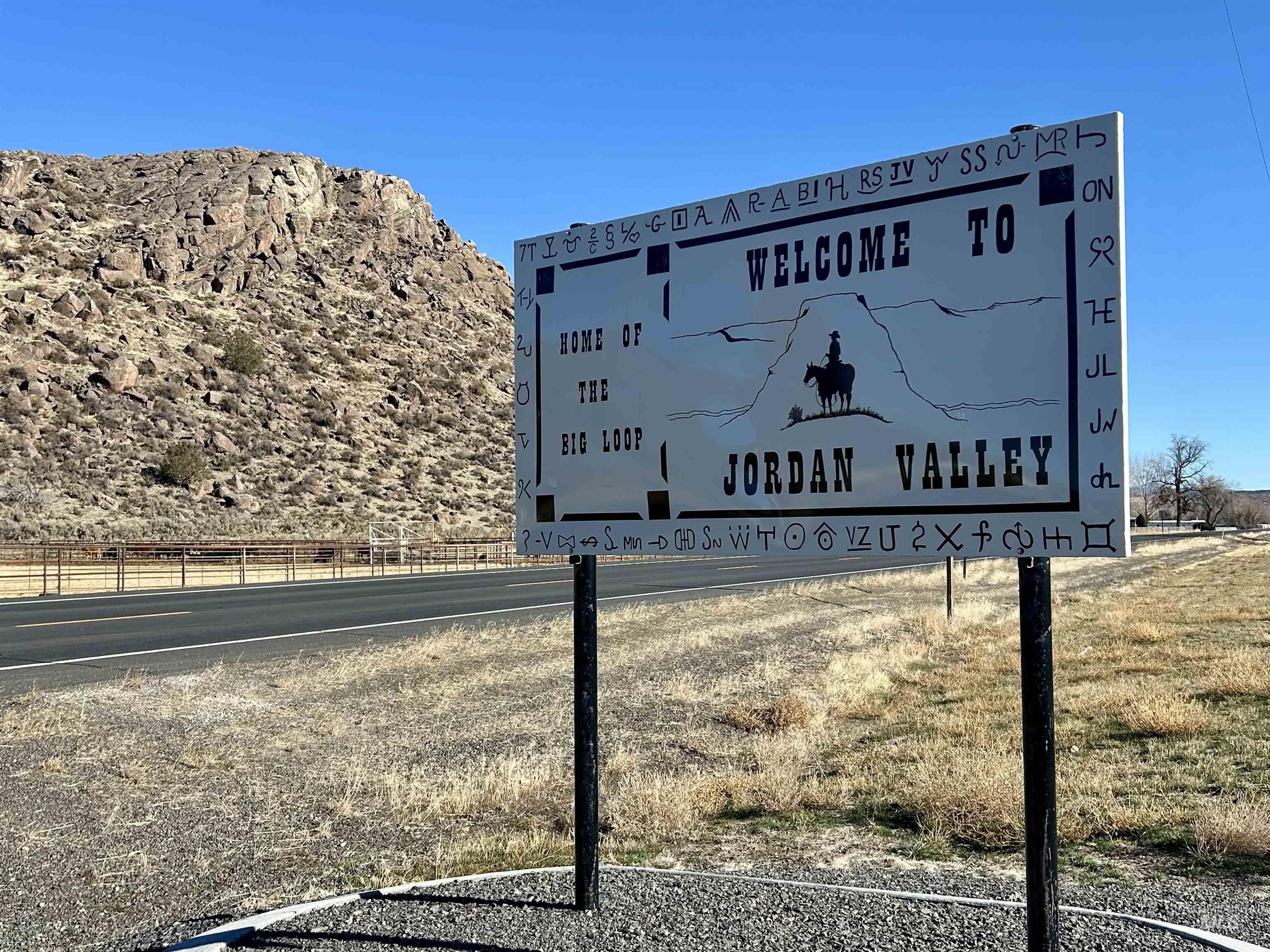 1510 Idaho, Jordan Valley, Idaho 97910, 3 Bedrooms, 2 Bathrooms, Residential For Sale, Price $265,000,MLS 98967919