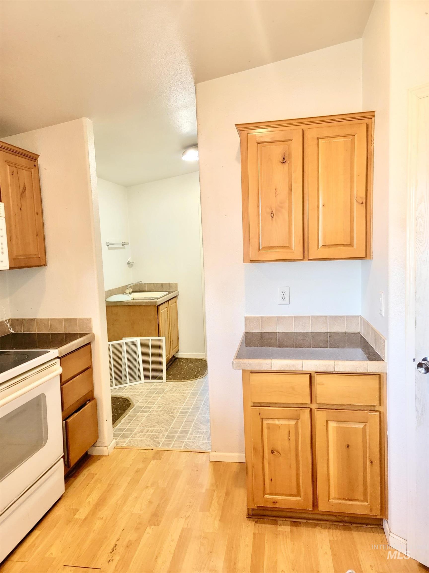 1510 Idaho, Jordan Valley, Idaho 97910, 3 Bedrooms, 2 Bathrooms, Residential For Sale, Price $265,000,MLS 98967919