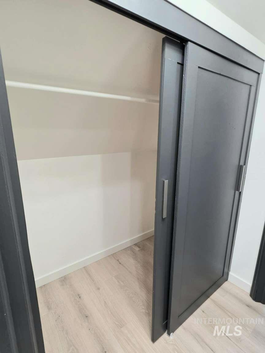 513 W Mission Ave, Kellogg, Idaho 83837, 4 Bedrooms, 1 Bathroom, Residential For Sale, Price $355,000,MLS 98967927