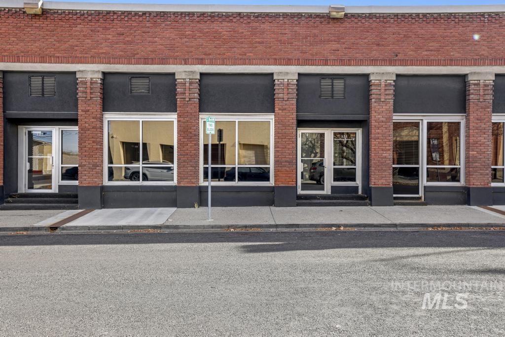 125-131 Gooding St W, Twin Falls, Idaho 83301, Business/Commercial For Sale, Price $44,844,MLS 98967928