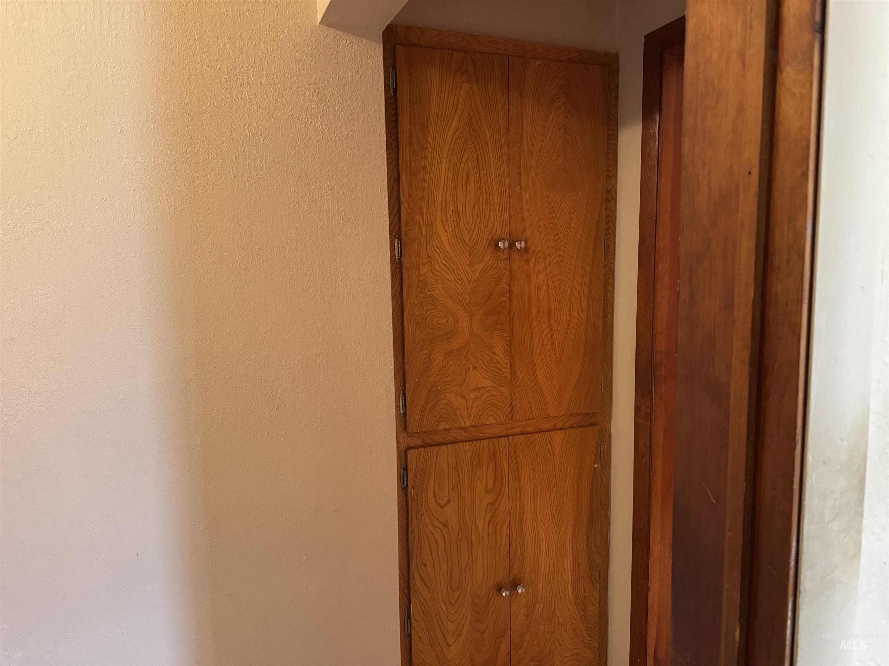 1373 Washington Street S, Twin Falls, Idaho 83301, 2 Bedrooms, 1 Bathroom, Residential For Sale, Price $247,500,MLS 98967931