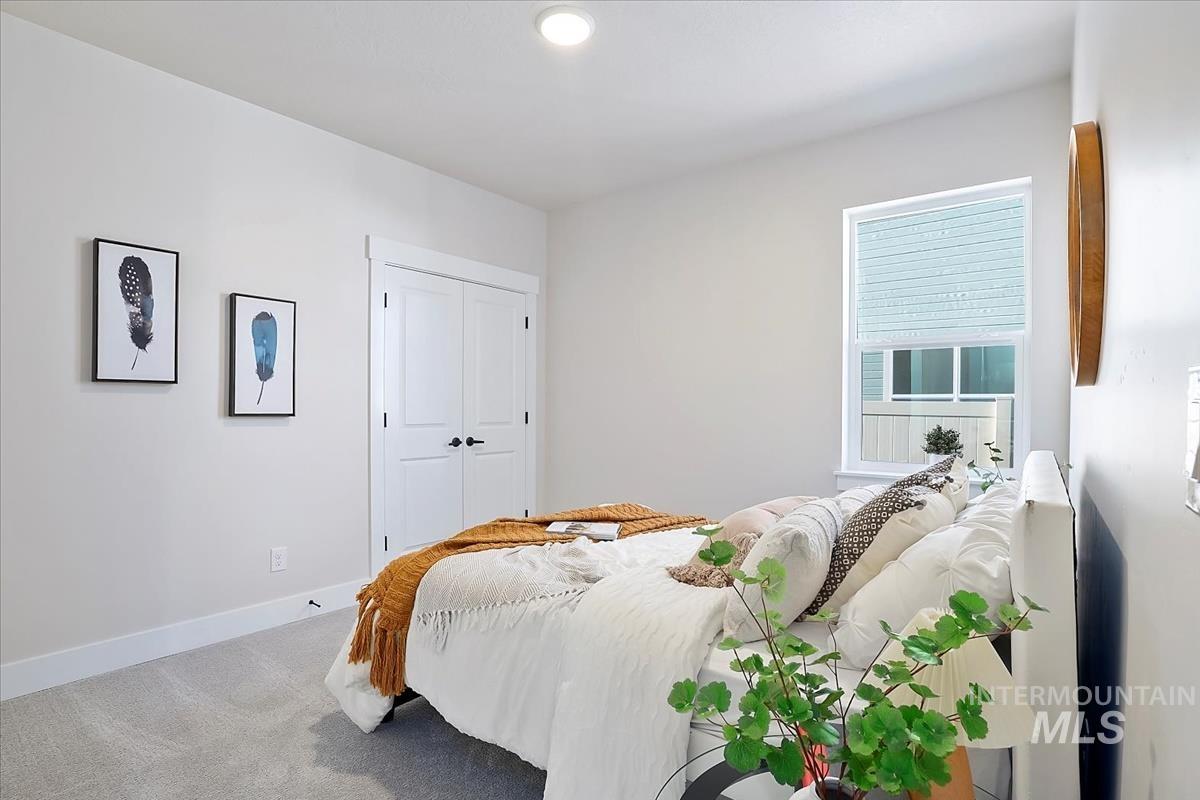 6086 S Corsican, Meridian, Idaho 83642, 3 Bedrooms, 2 Bathrooms, Residential For Sale, Price $569,900,MLS 98967934