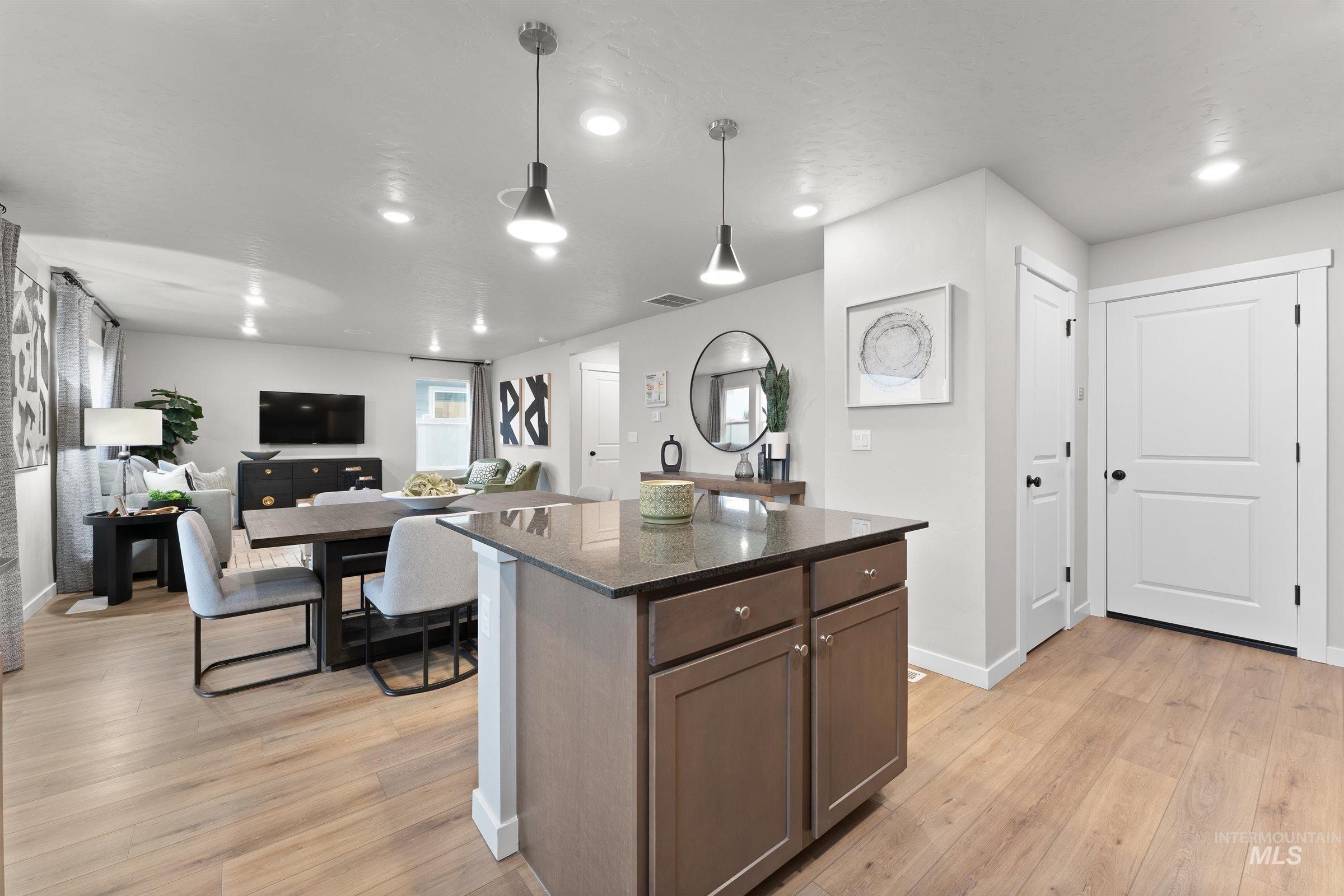 4141 S Colditz Way, Meridian, Idaho 83642, 3 Bedrooms, 2.5 Bathrooms, Residential For Sale, Price $475,990,MLS 98967938