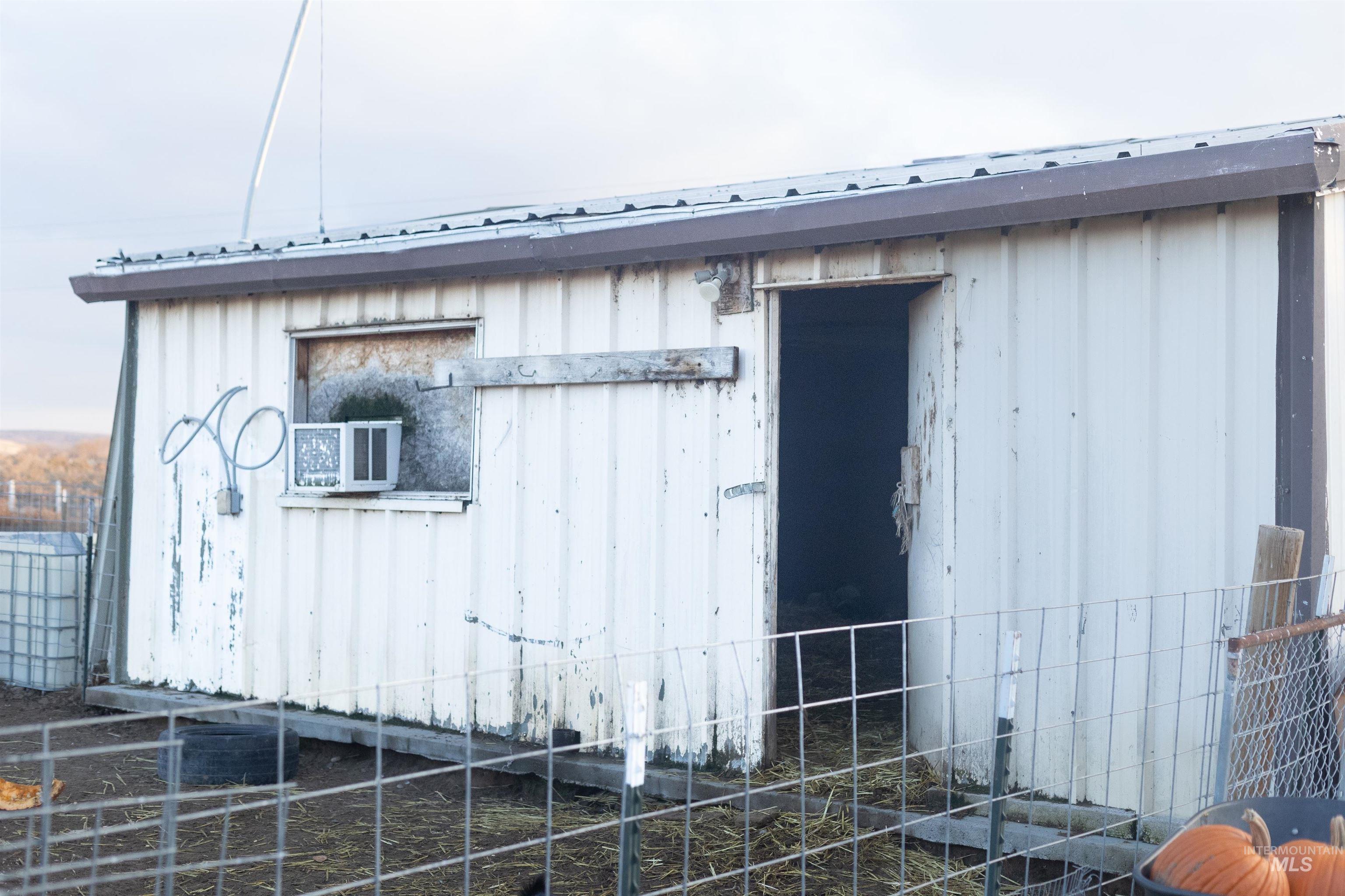 1400 Anderson Corner Rd, Parma, Idaho 83660, 3 Bedrooms, 2 Bathrooms, Residential For Sale, Price $575,000,MLS 98967945